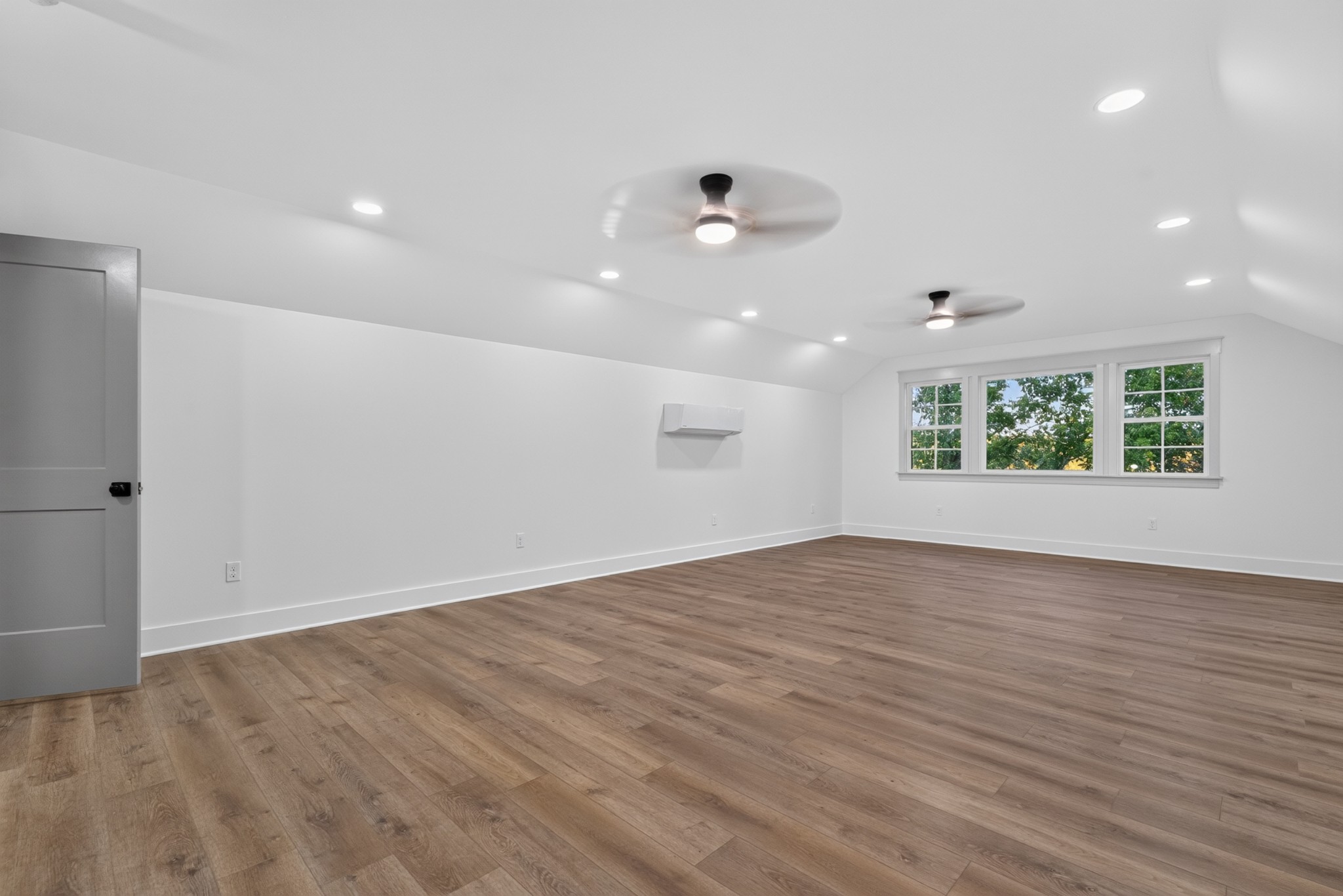 1734 Ridge Cliff Dr Property Photo 37