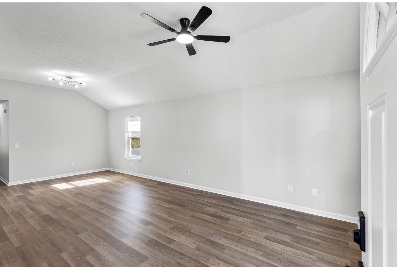 833 Carmen Way Property Photo 10