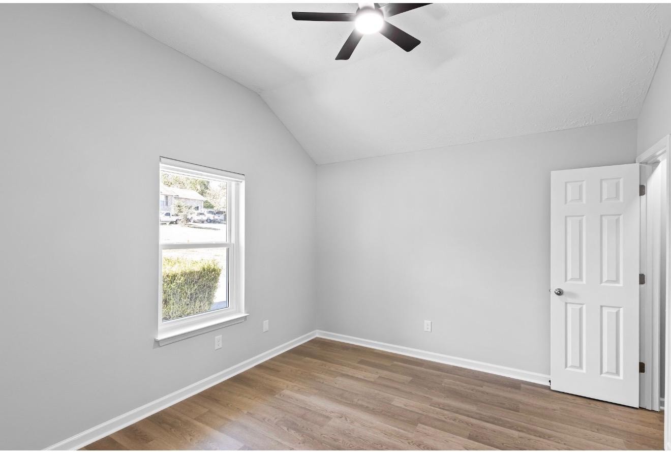 833 Carmen Way Property Photo 15
