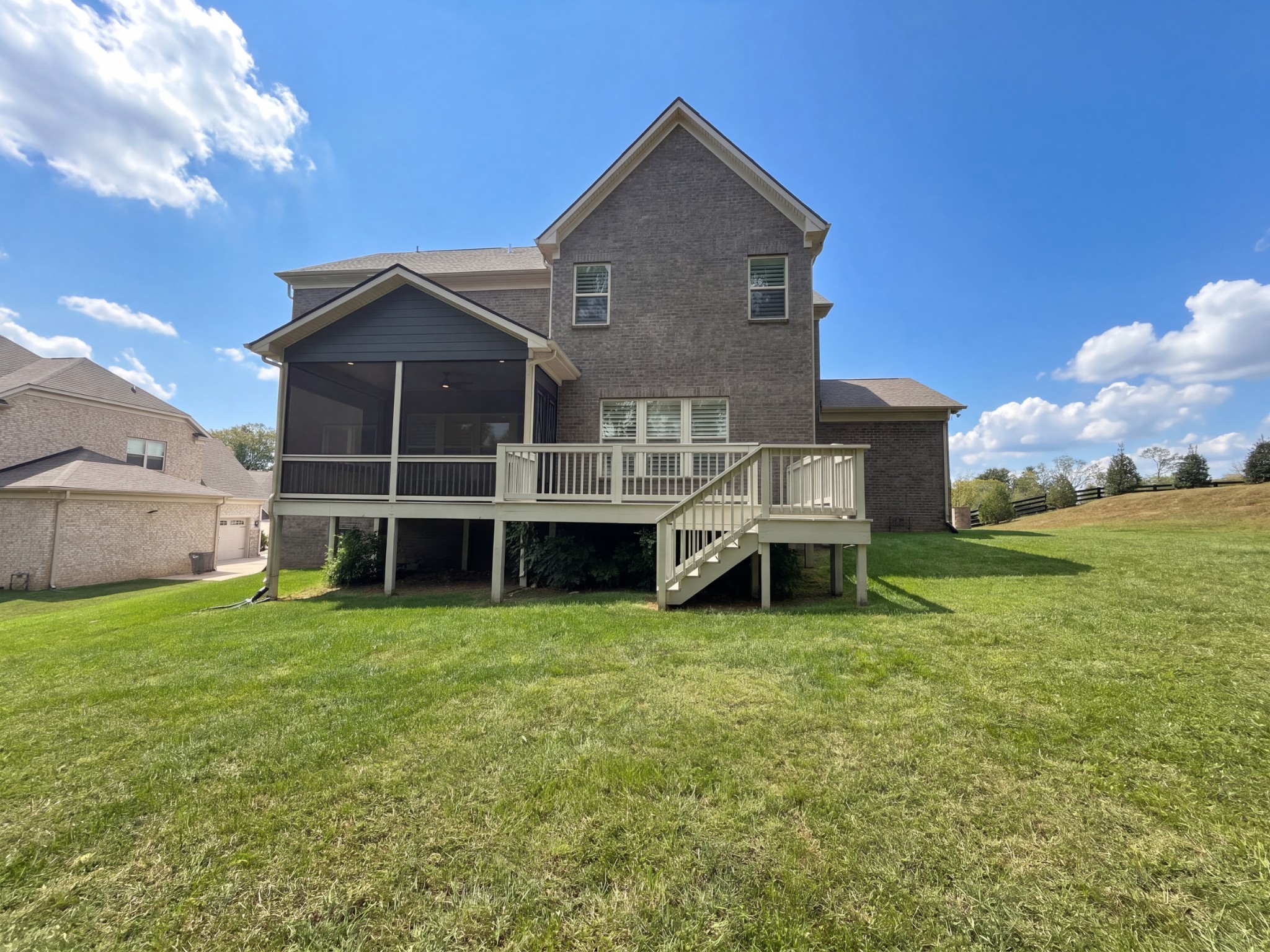 3241 Chase Point Dr Property Photo 5