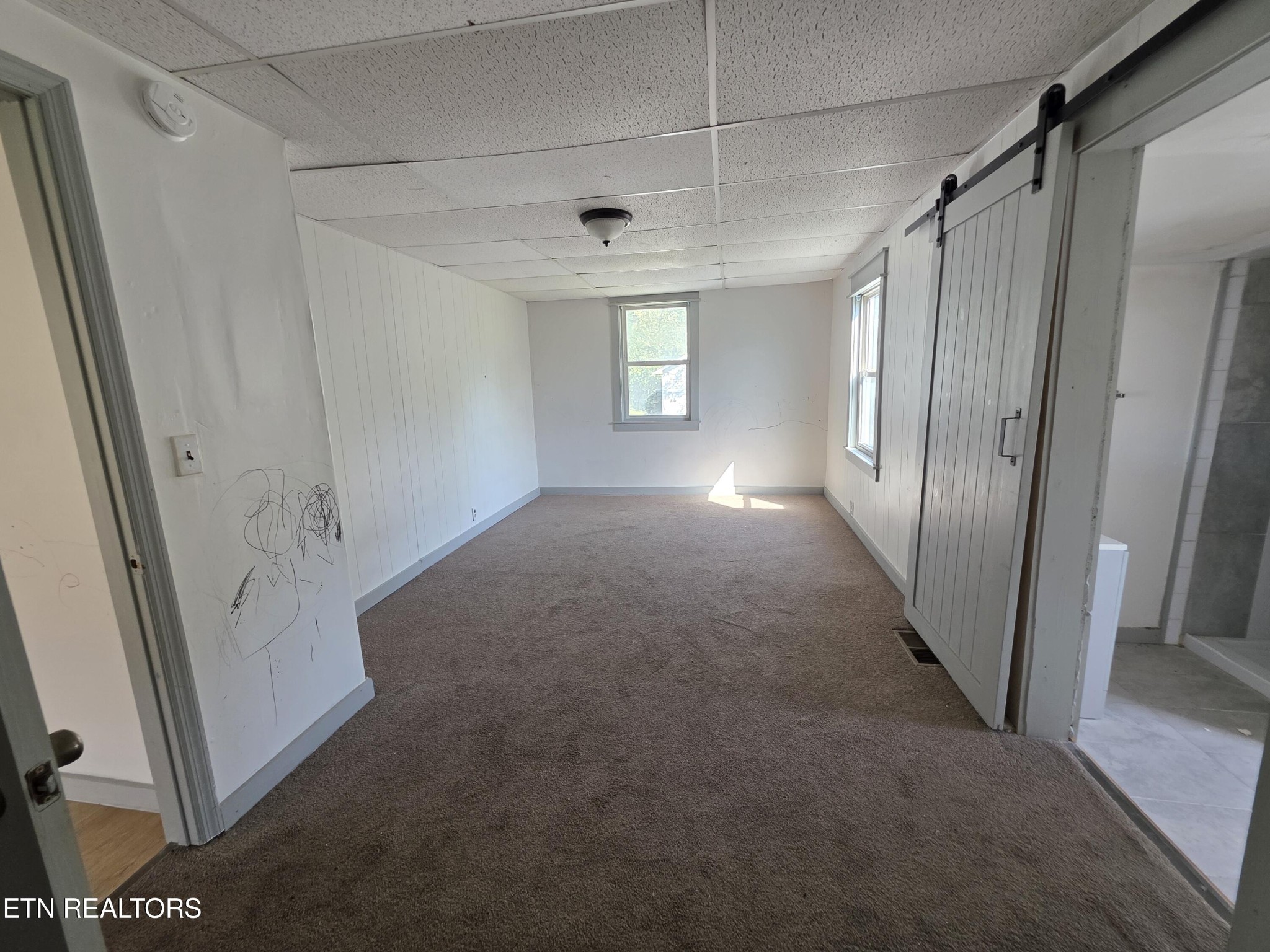 3906 Luwana Lane Property Photo 4