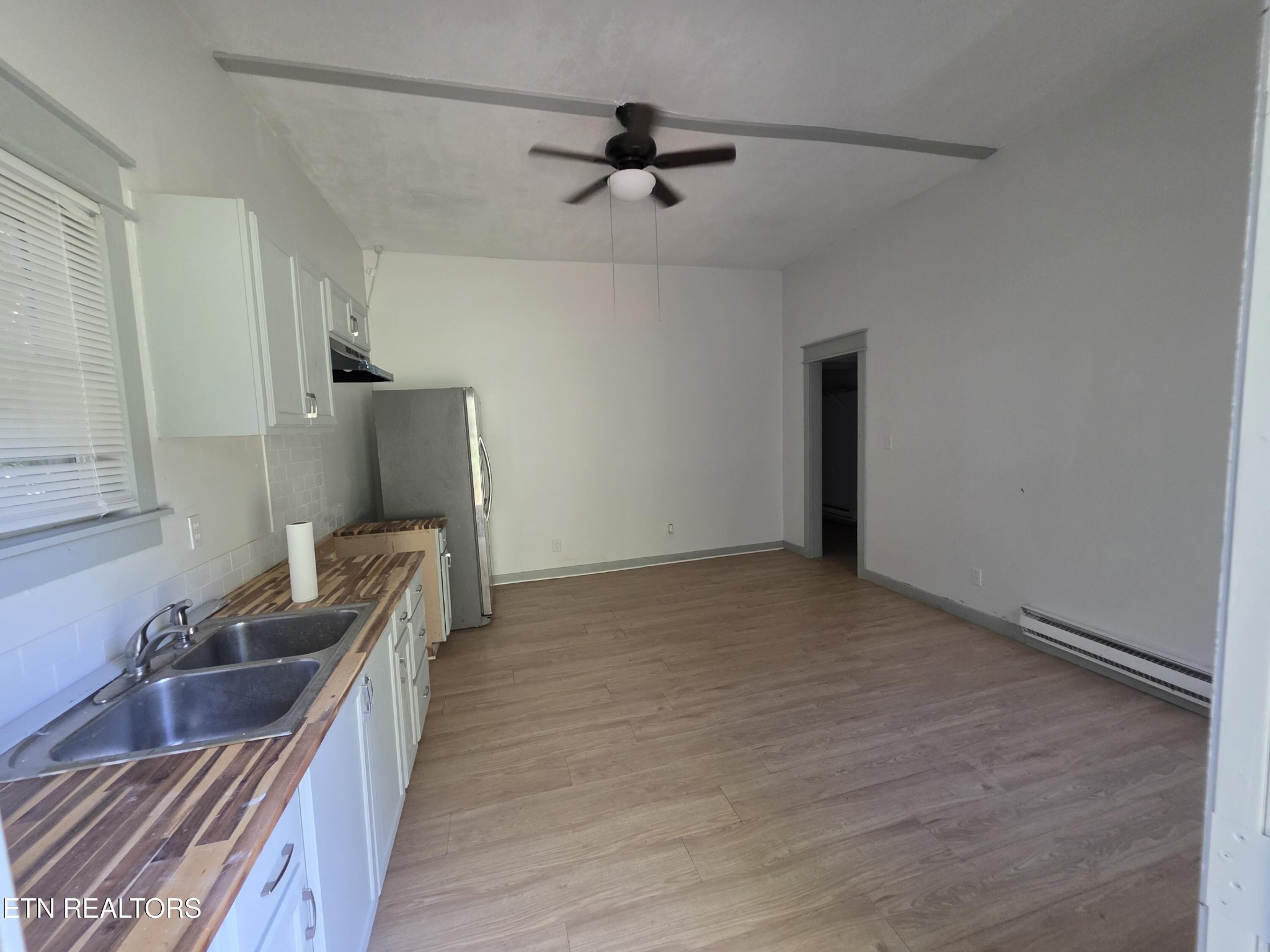3906 Luwana Lane Property Photo 15