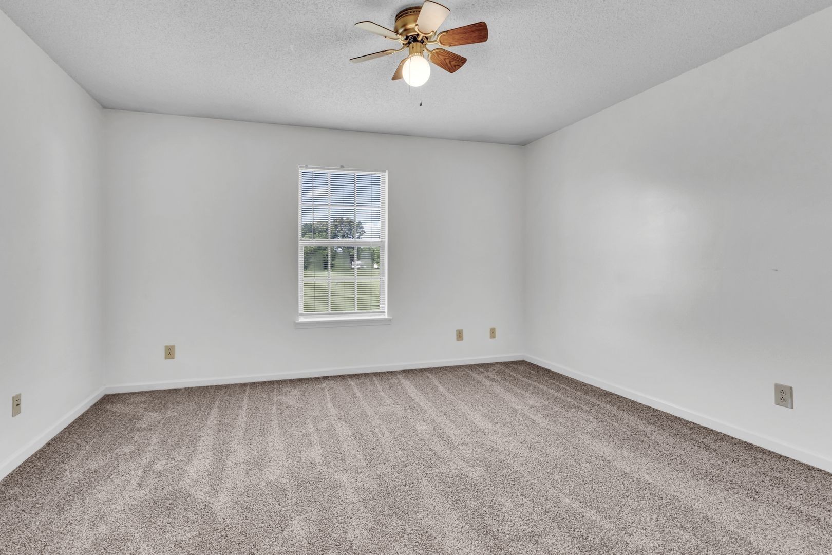 253 Stateline Rd Property Photo 15