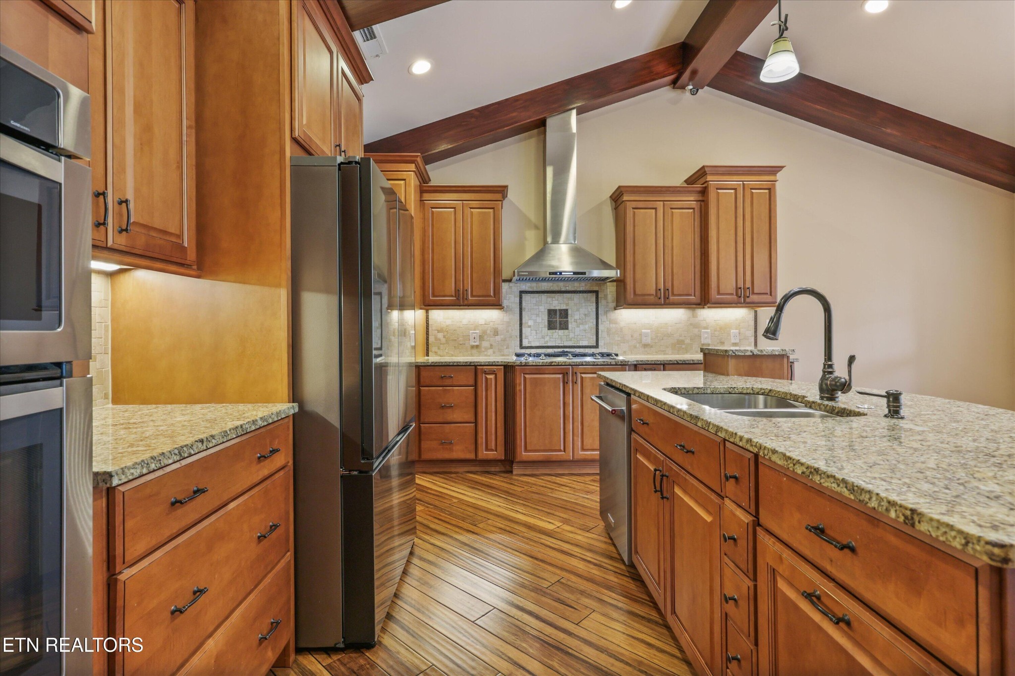 146 Lighthouse Blvd Property Photo 10