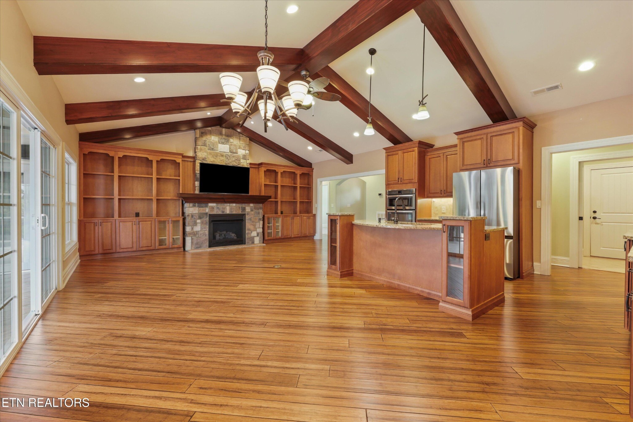 146 Lighthouse Blvd Property Photo 11