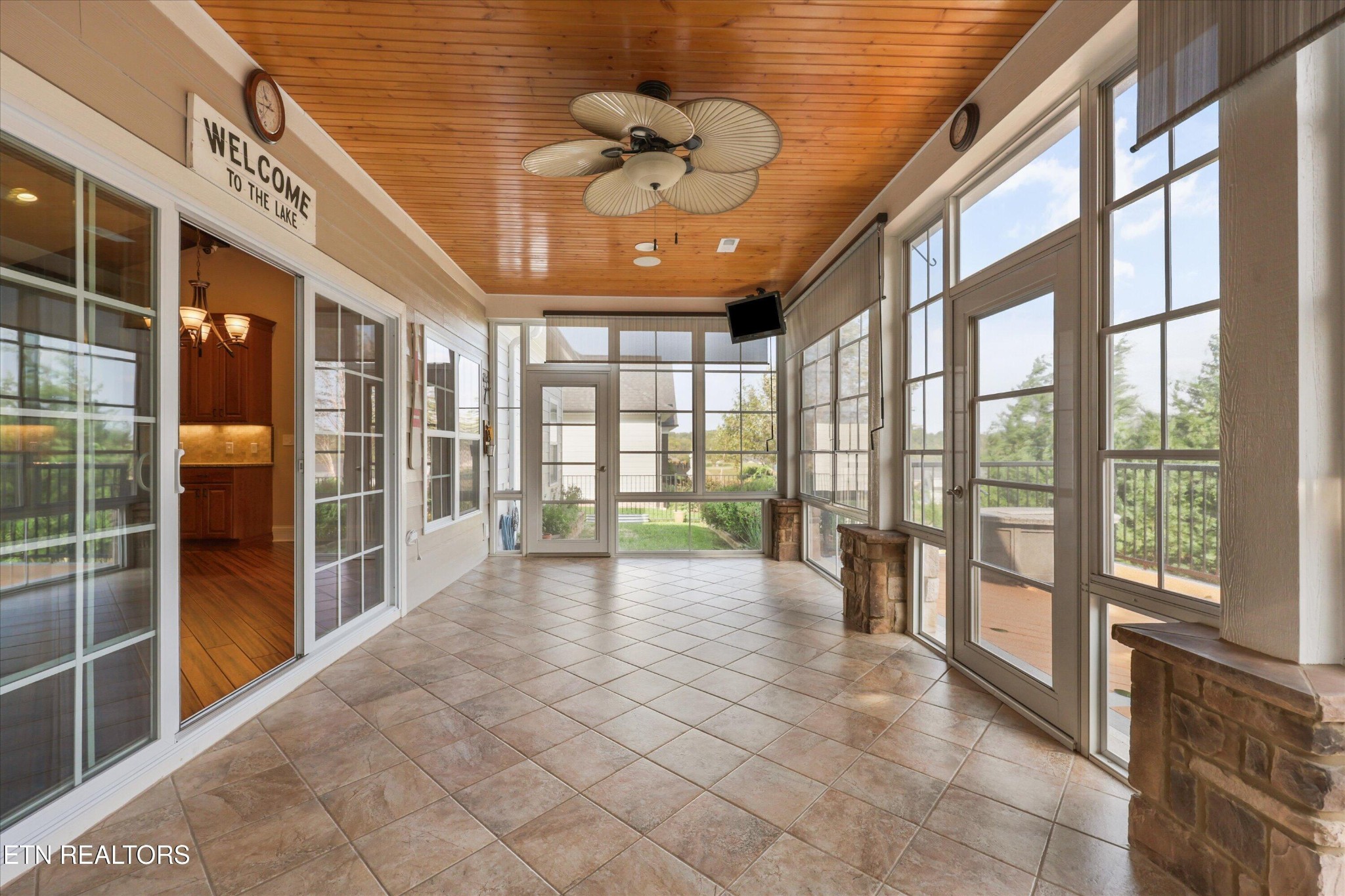 146 Lighthouse Blvd Property Photo 18