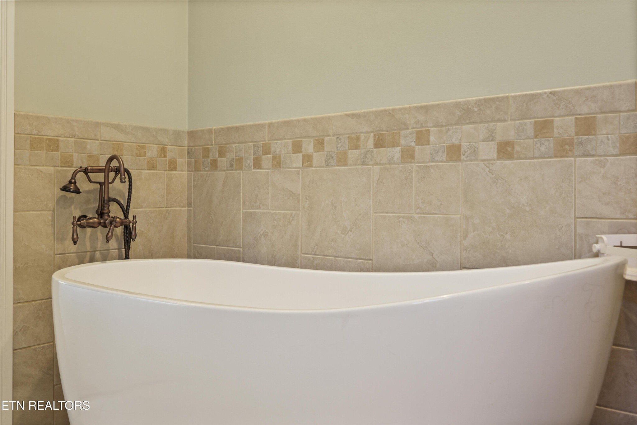 146 Lighthouse Blvd Property Photo 28