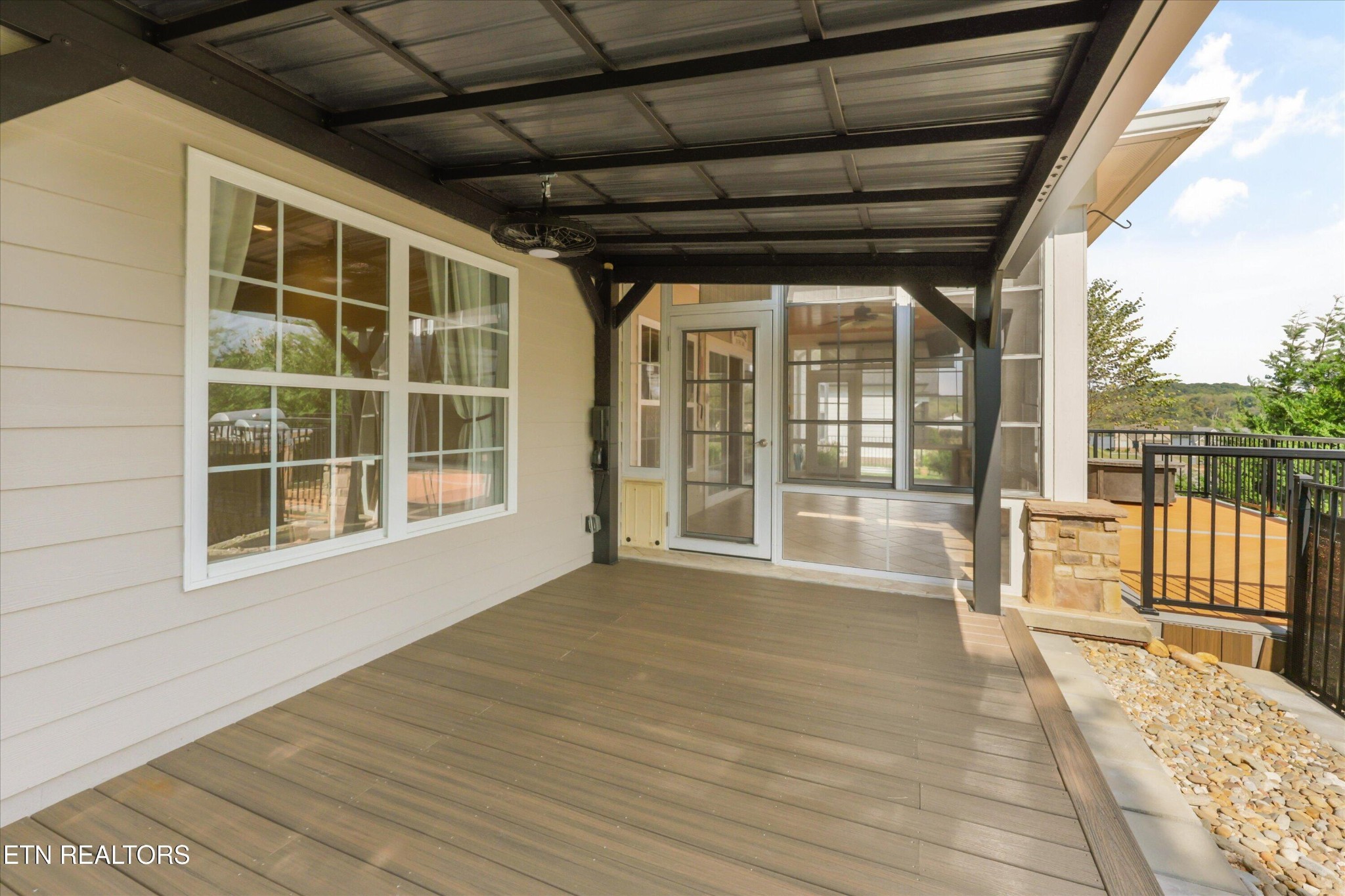 146 Lighthouse Blvd Property Photo 39