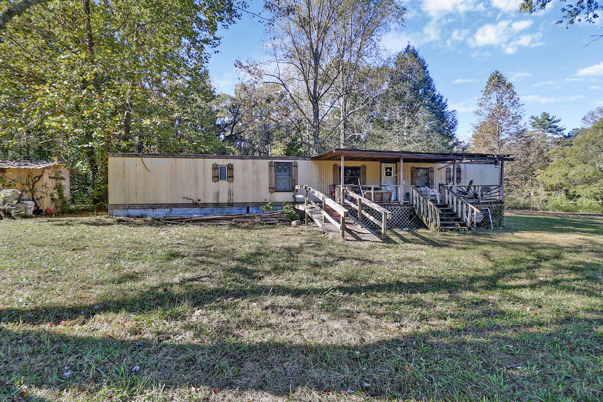 205 Davis Road Property Photo 12