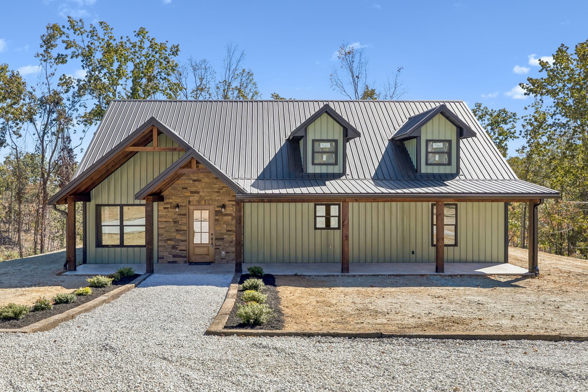 2471 Hwy 438 Property Photo 1