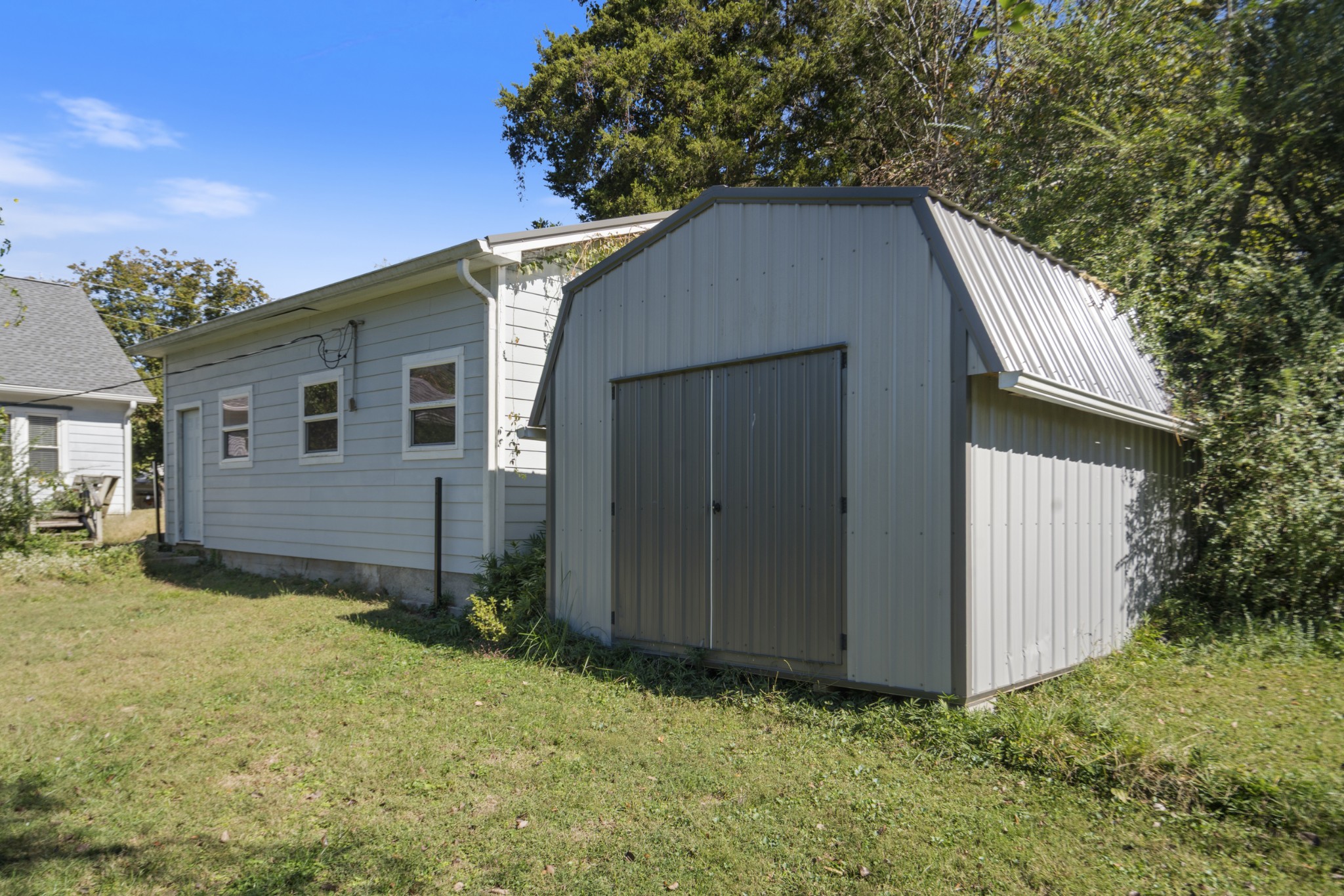 115 Perry St Property Photo 15
