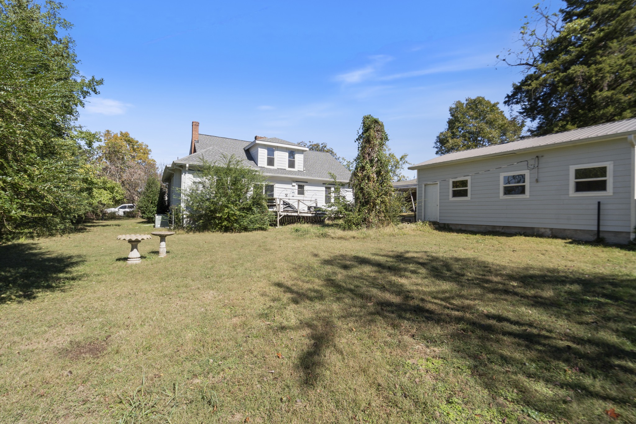 115 Perry St Property Photo 16