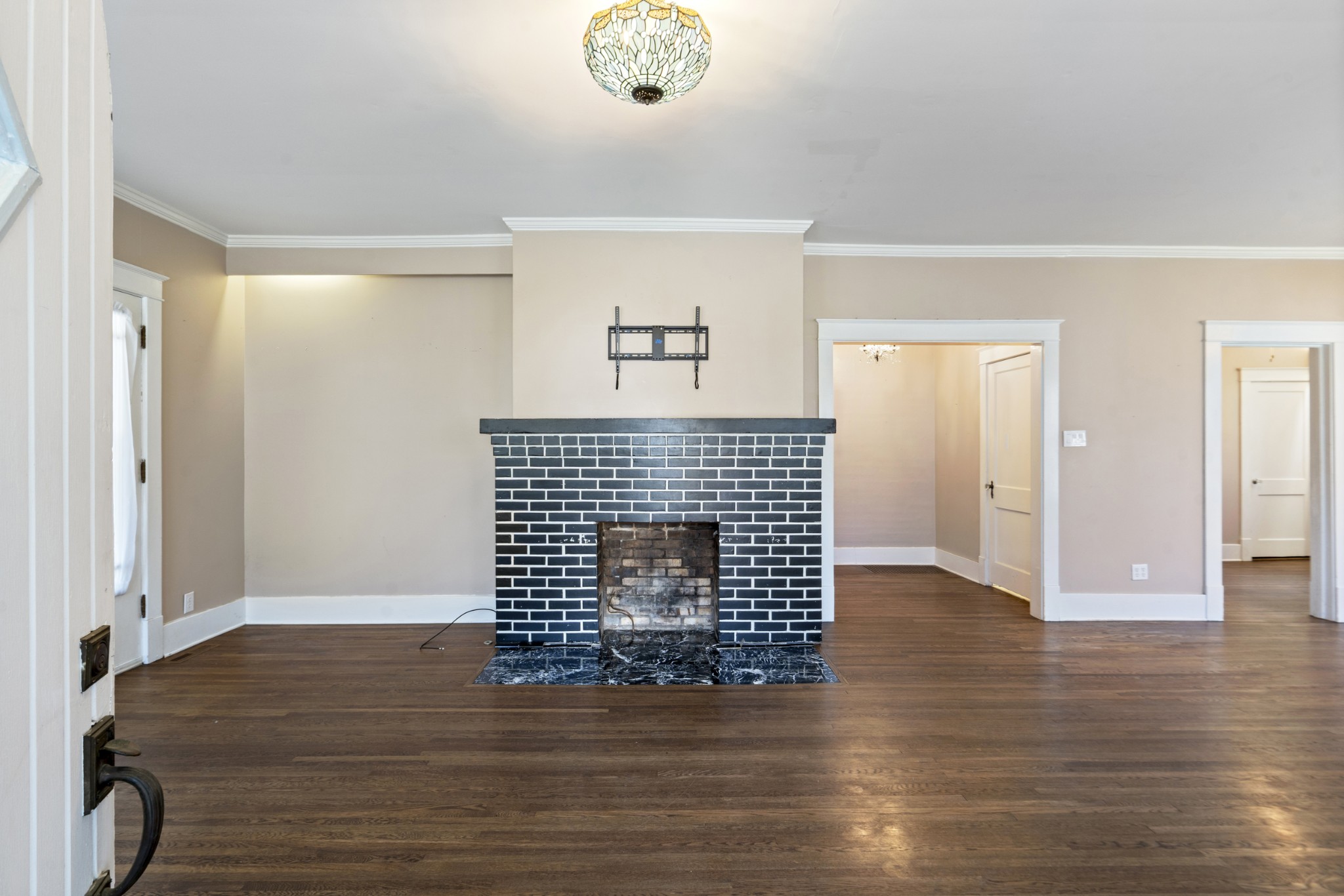 115 Perry St Property Photo 44