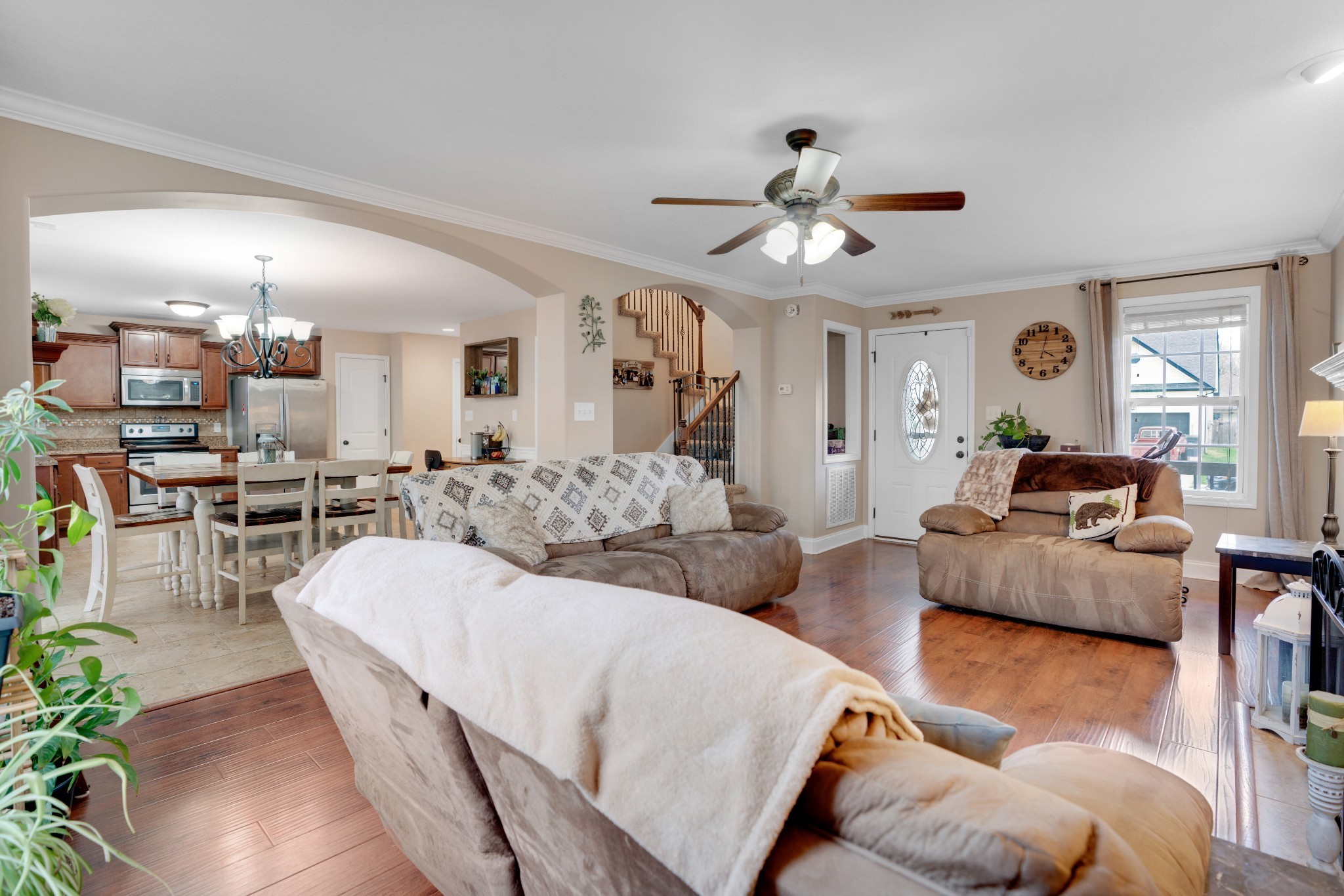 3654 Fox Tail Dr Property Photo 3