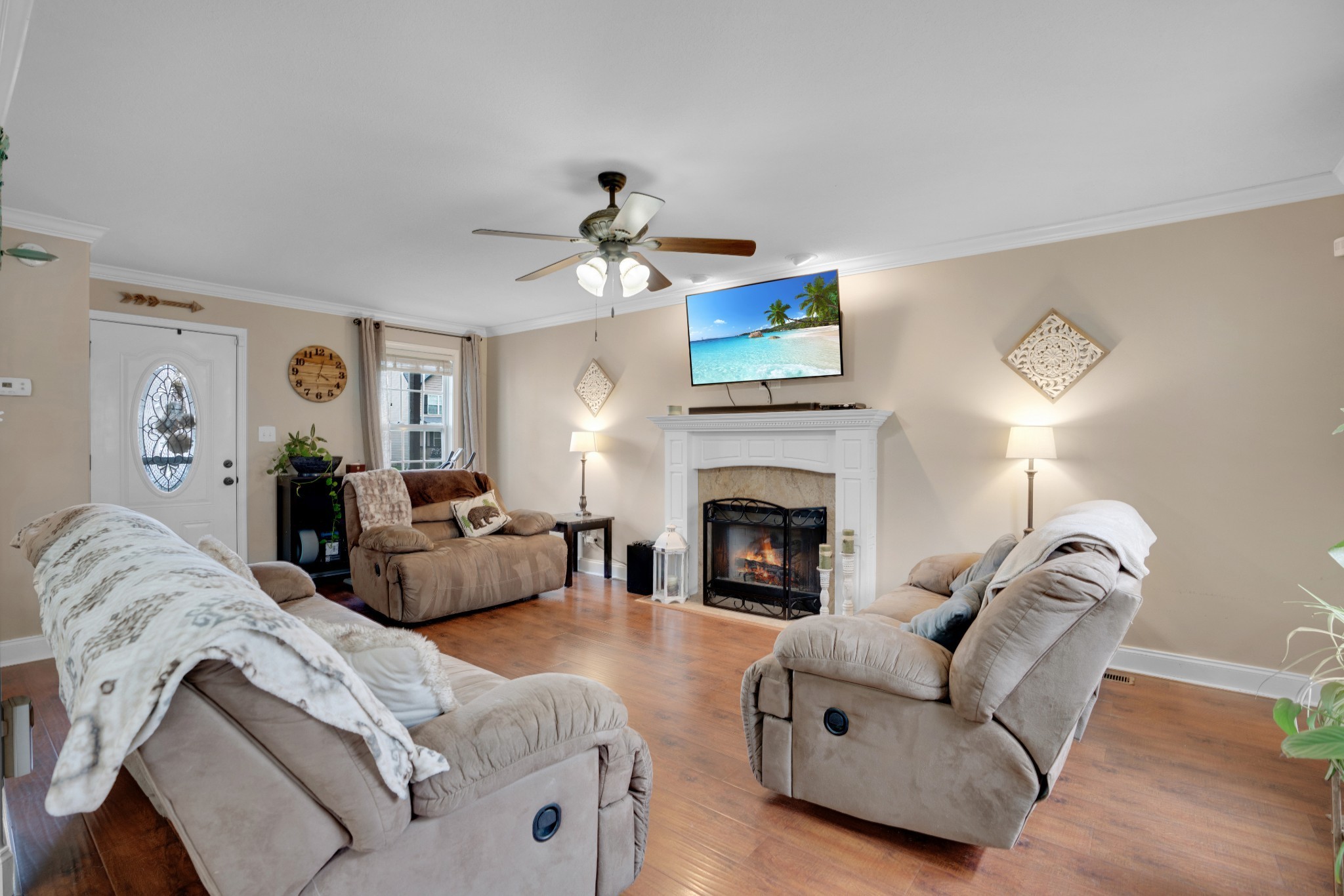 3654 Fox Tail Dr Property Photo 4