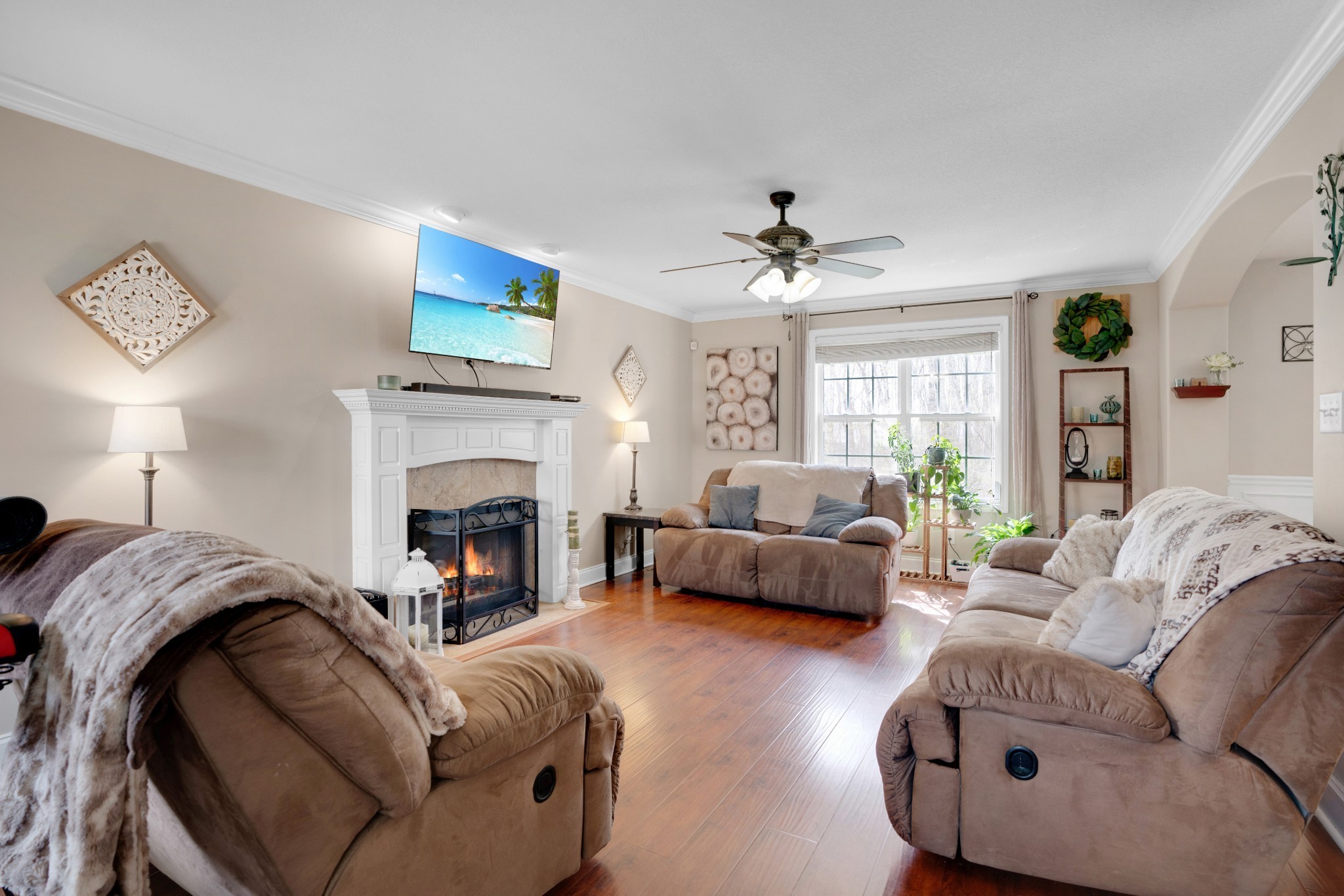 3654 Fox Tail Dr Property Photo 5