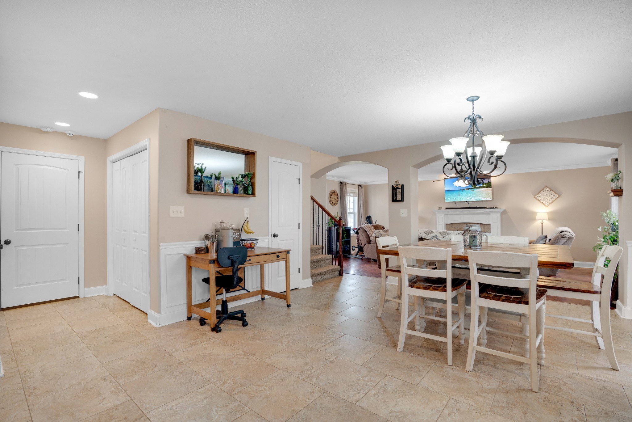 3654 Fox Tail Dr Property Photo 6