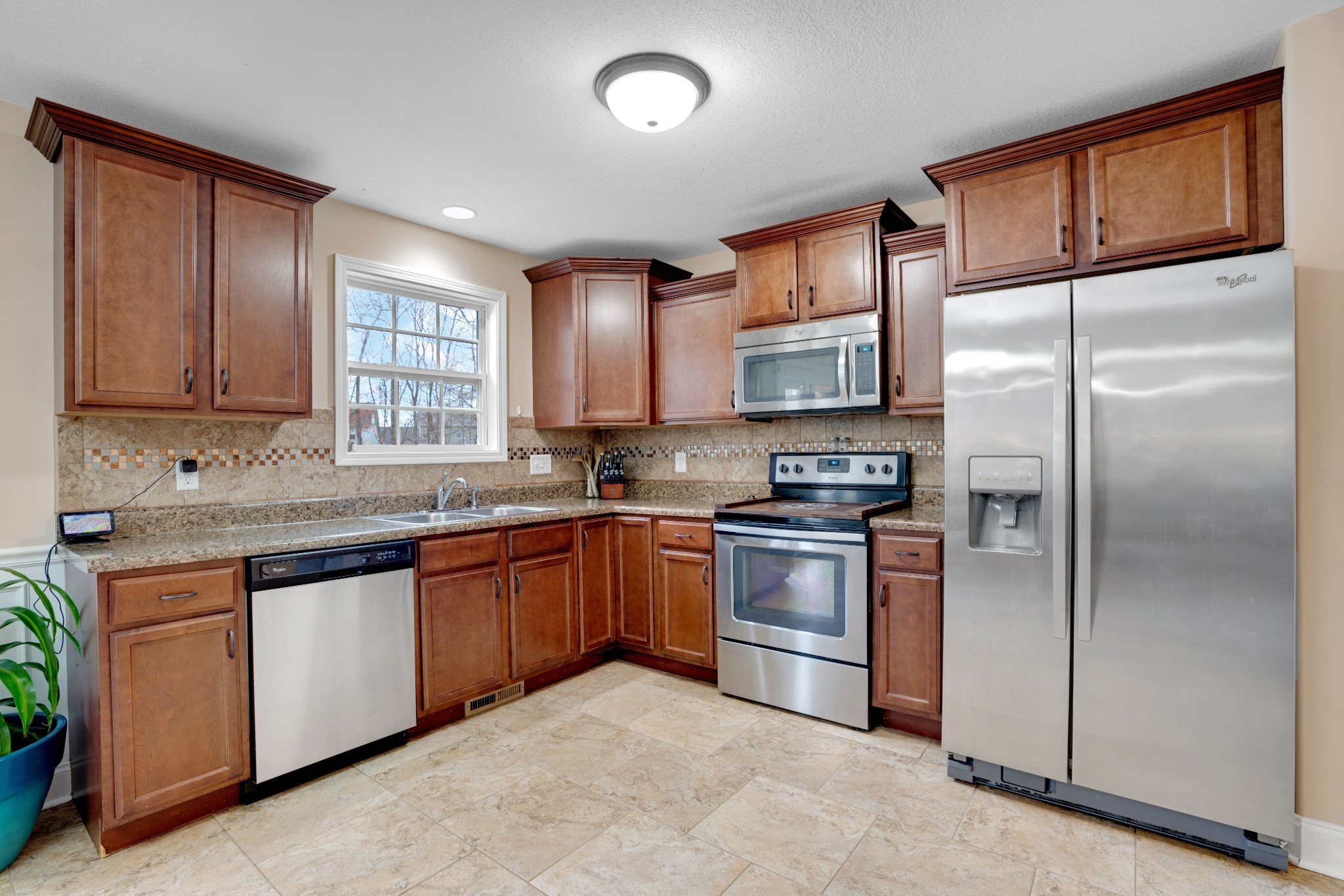 3654 Fox Tail Dr Property Photo 9