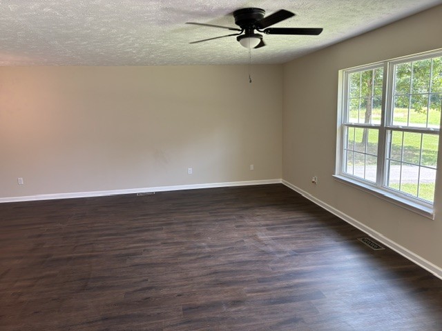 9106 Redbud Ln Property Photo 10