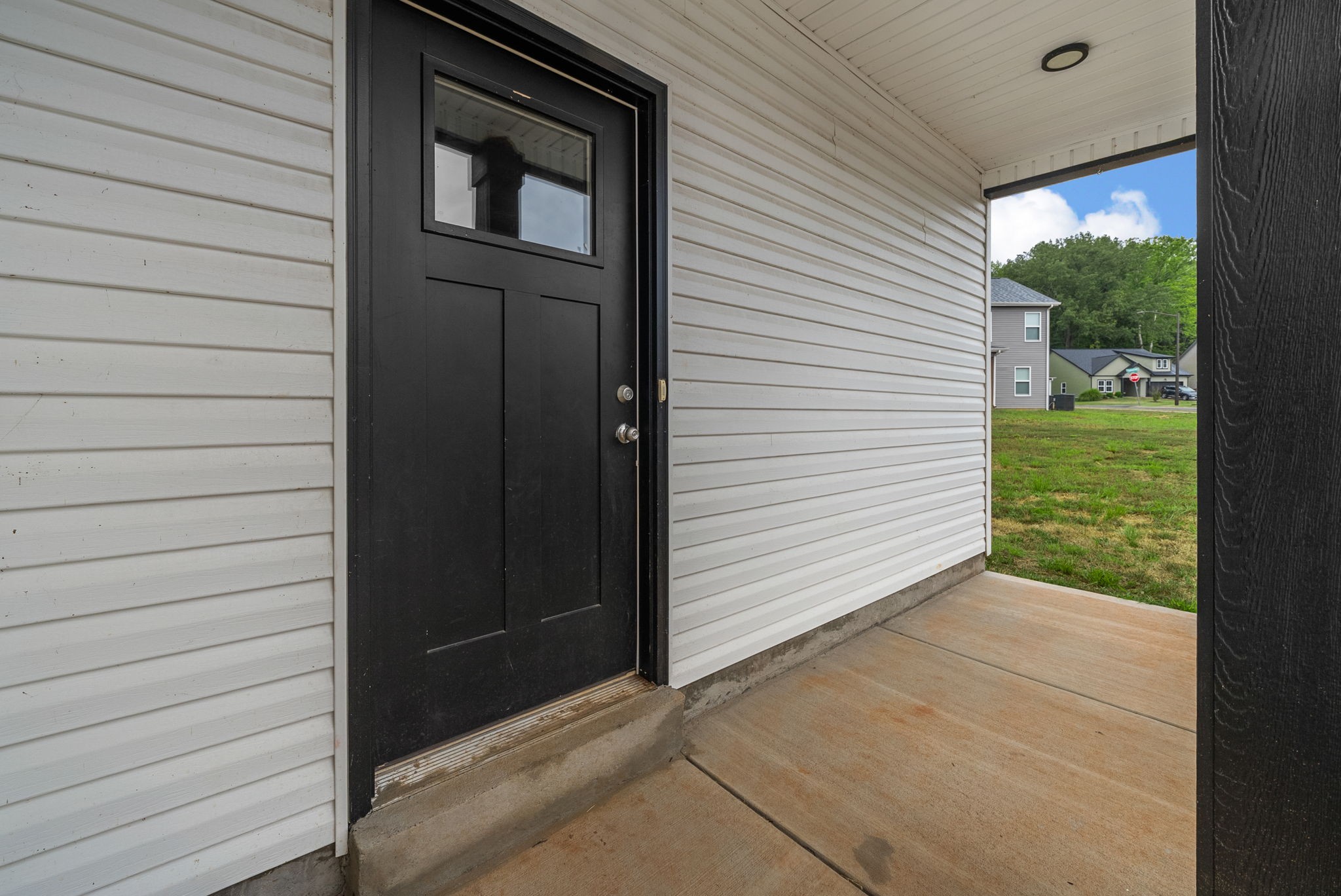 307 Lugano Ln Property Photo 3