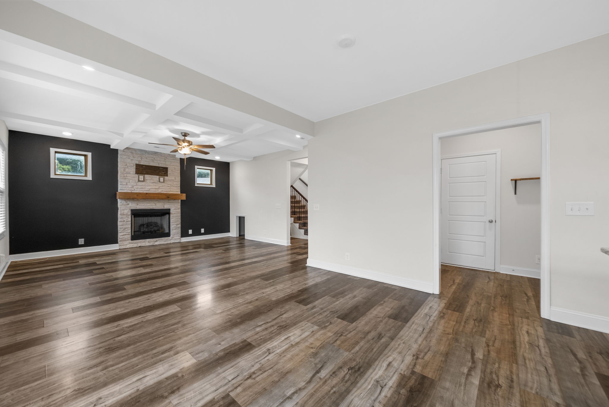 307 Lugano Ln Property Photo 9
