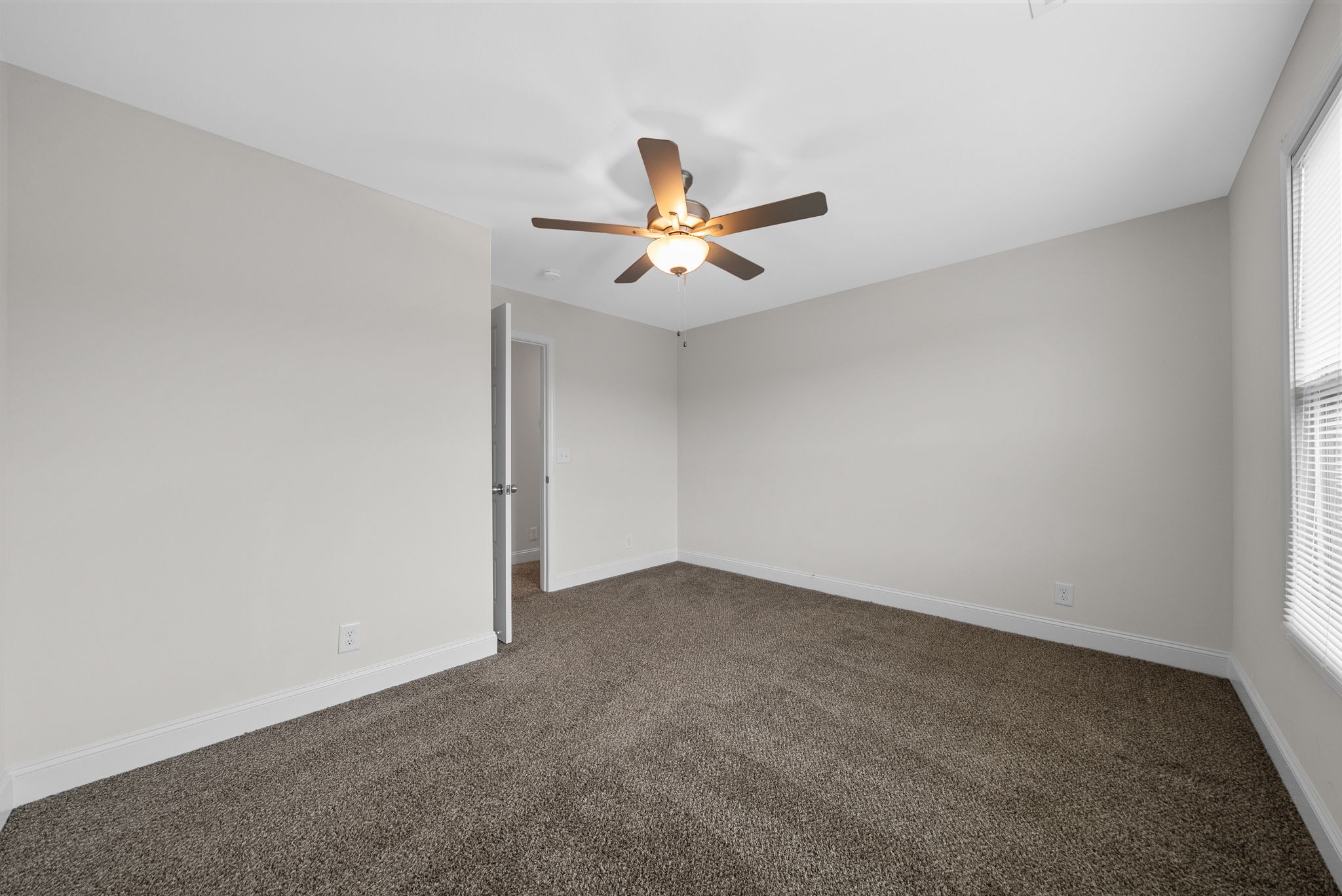 307 Lugano Ln Property Photo 22