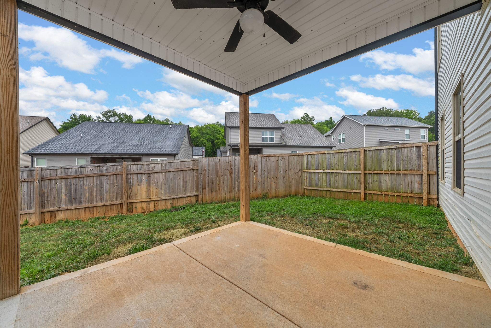 307 Lugano Ln Property Photo 27
