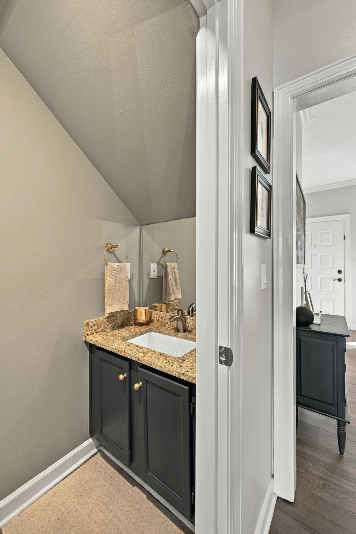 2115 Acklen Ave Property Photo 8