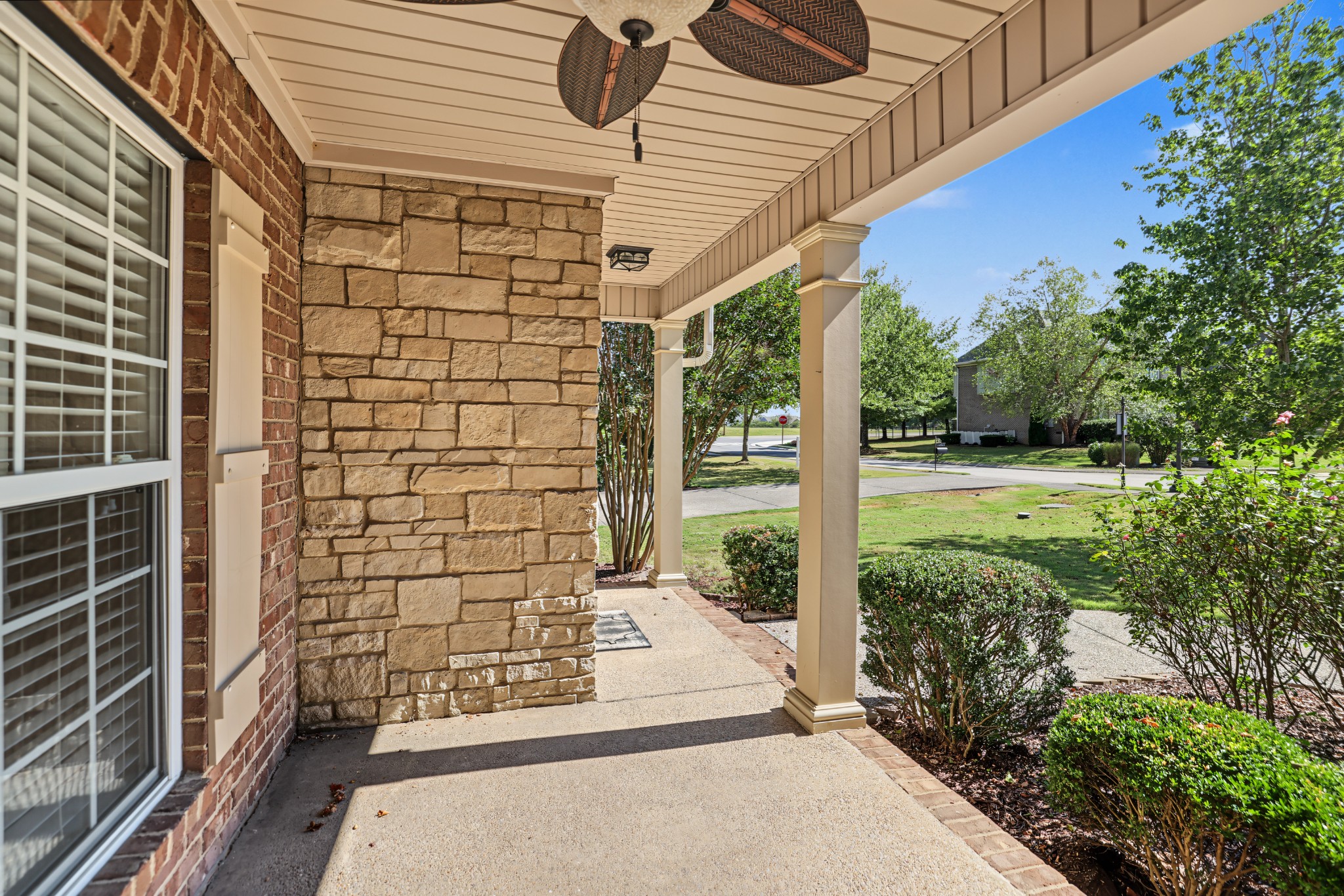 1002 Glessner Dr Property Photo 7