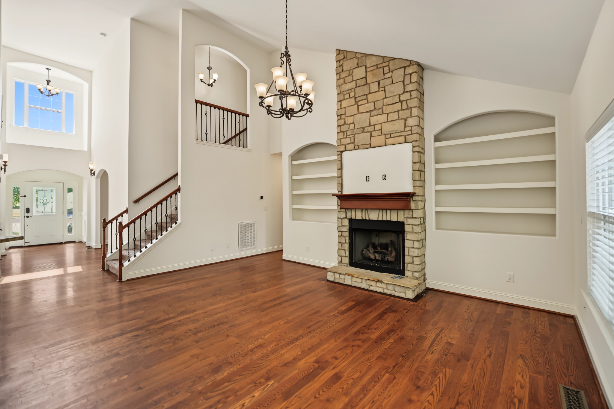 1002 Glessner Dr Property Photo 33