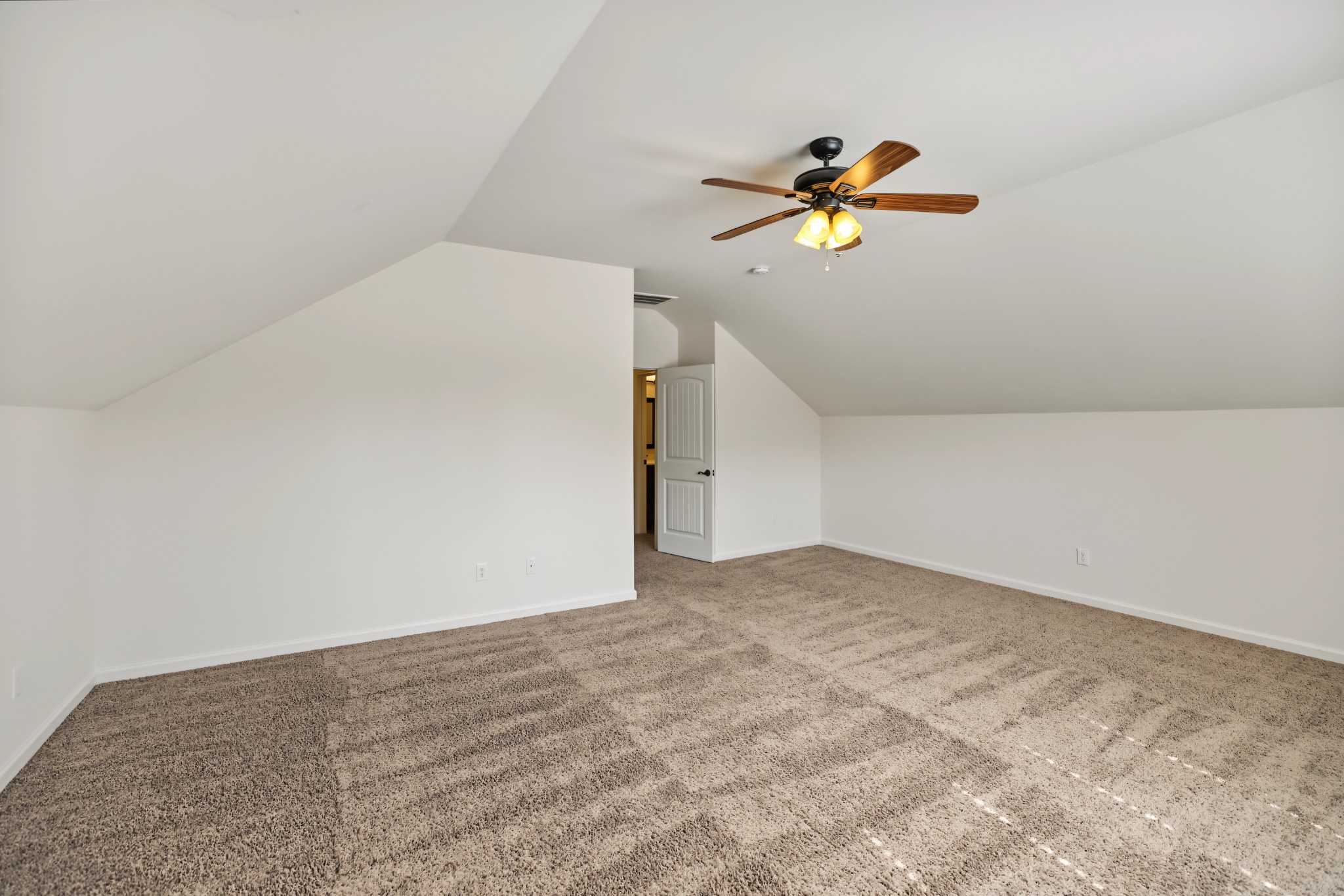 1002 Glessner Dr Property Photo 74