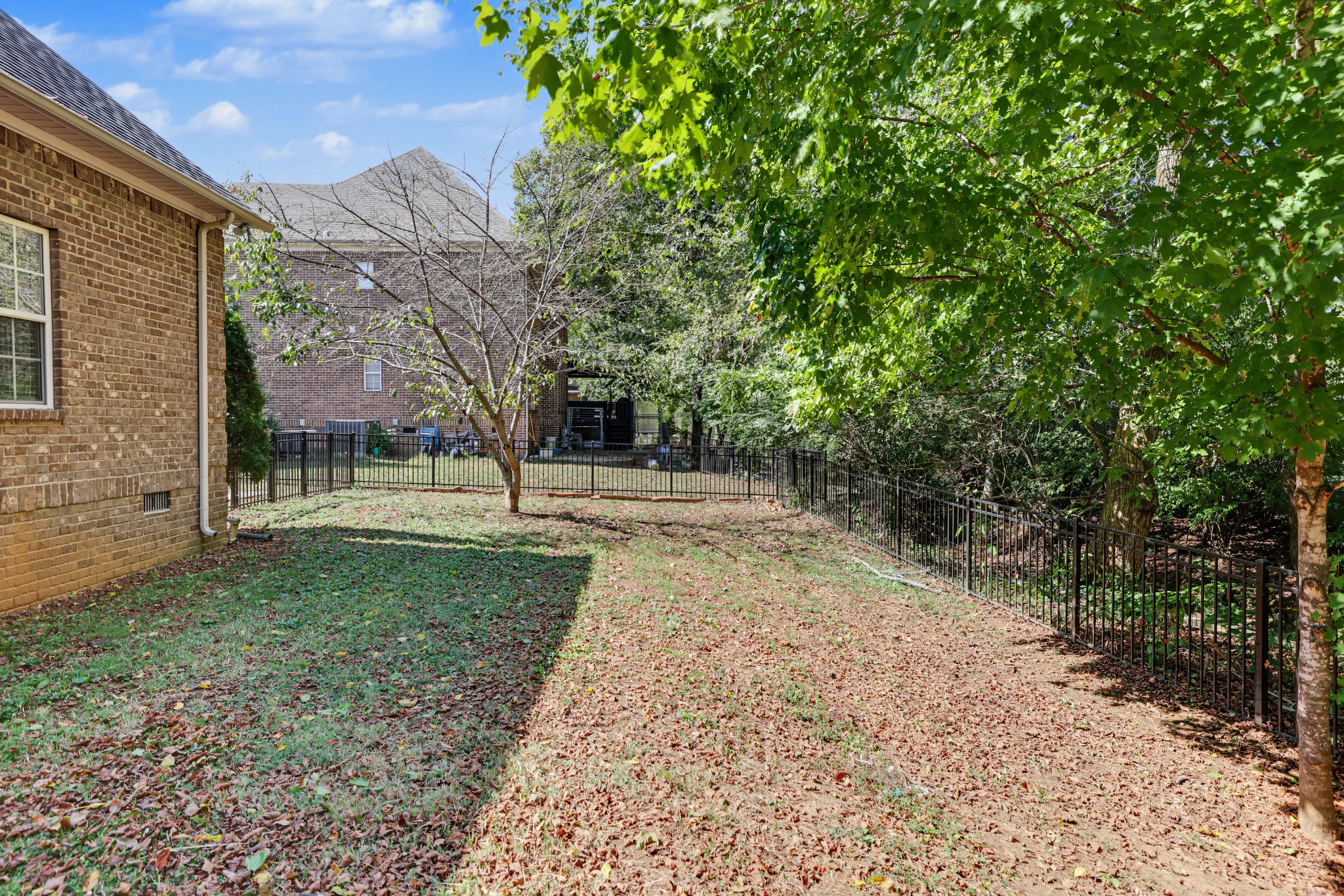 1002 Glessner Dr Property Photo 76