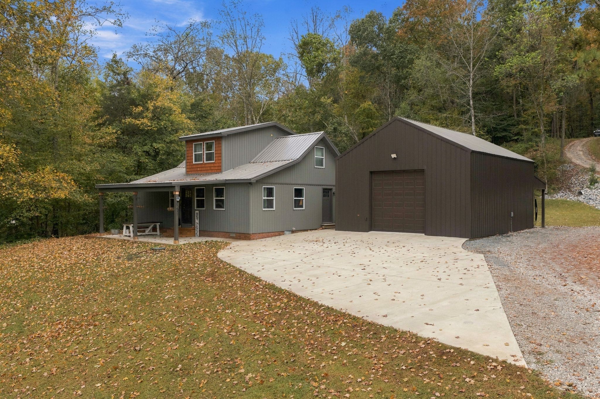 1437 Turkey Creek Road Property Photo 5