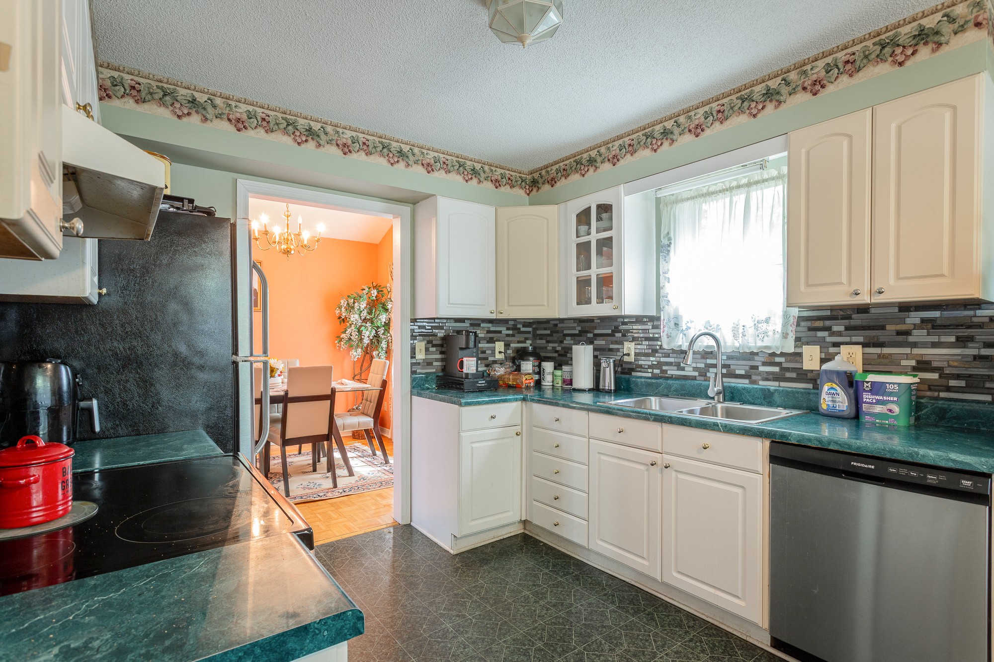 4721 Briarwood Cir Property Photo 12