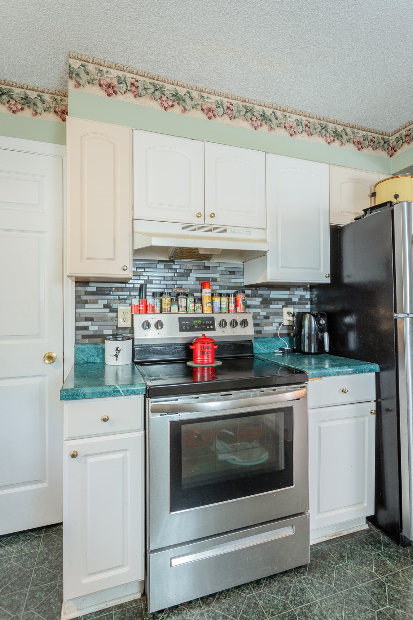4721 Briarwood Cir Property Photo 14