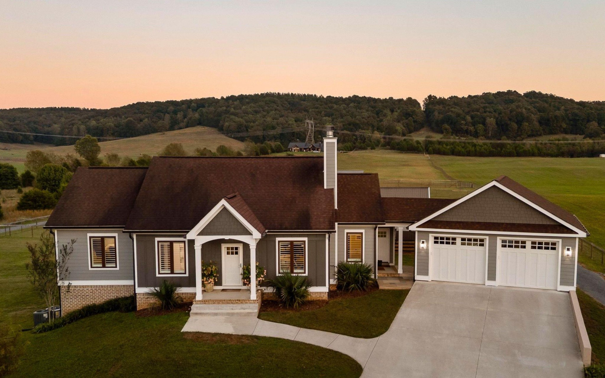 12766 Birchwood Pike Property Photo 3