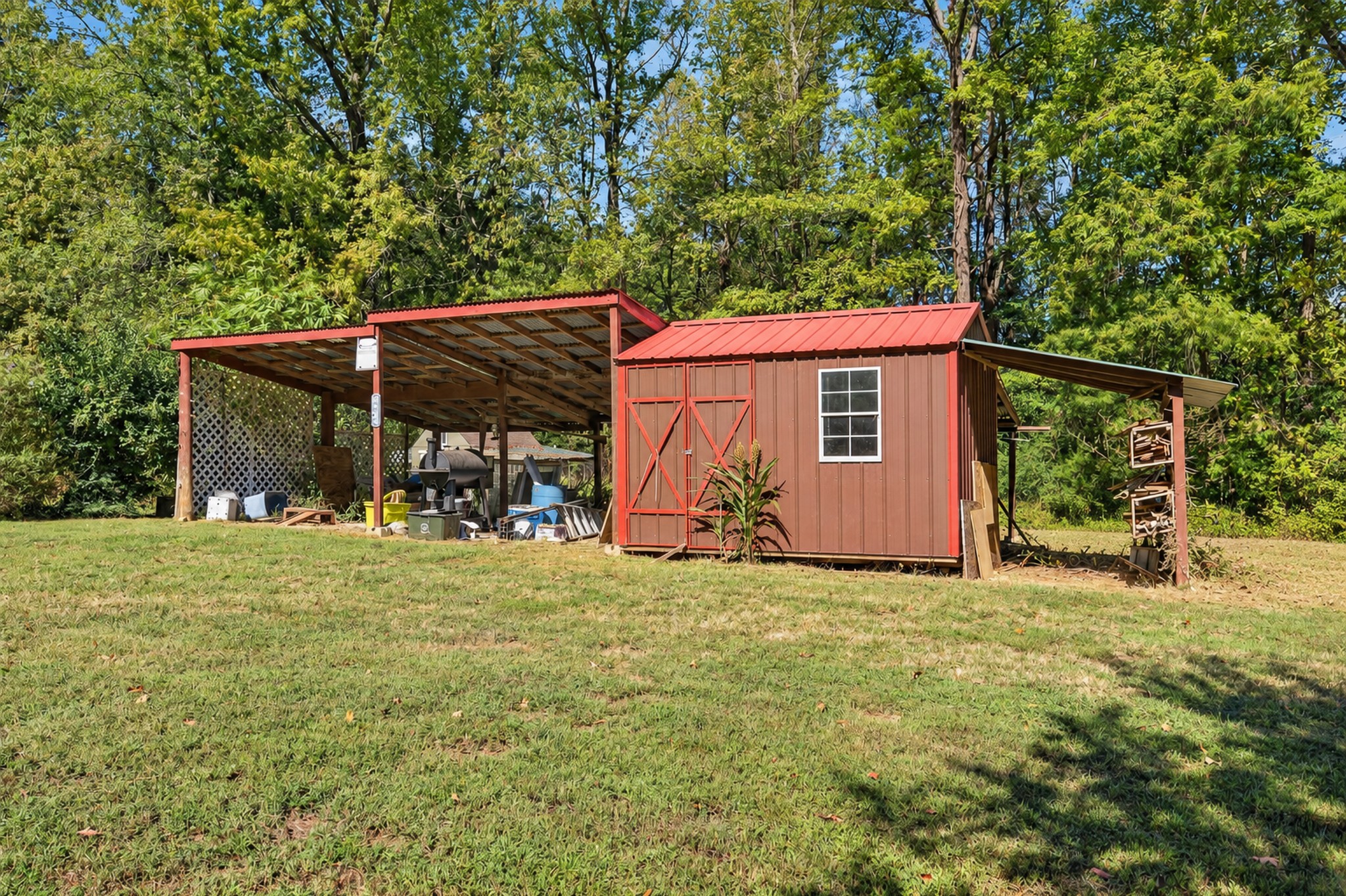806 Case Rd Property Photo 38