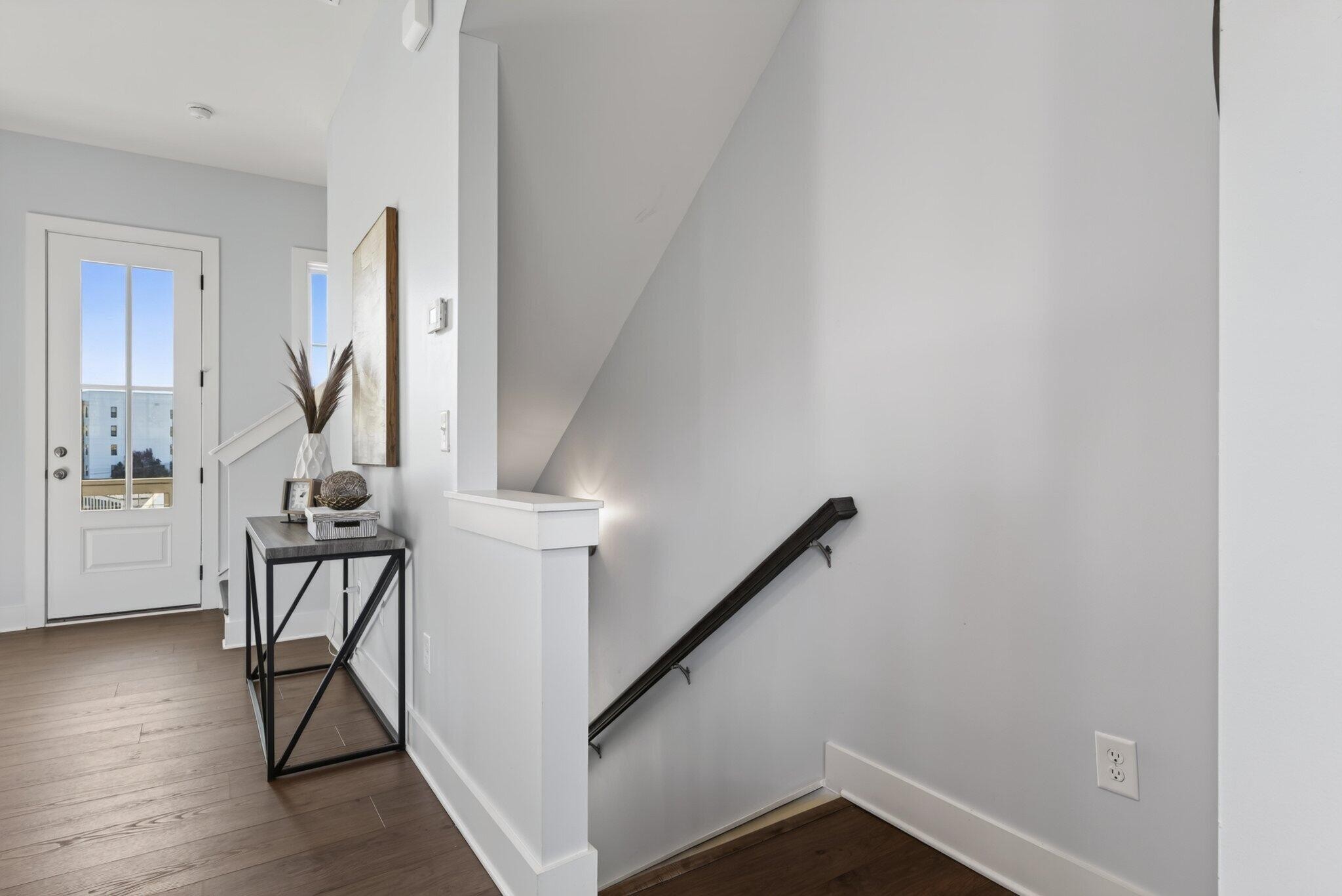 189 Peerless Avenue Property Photo 10