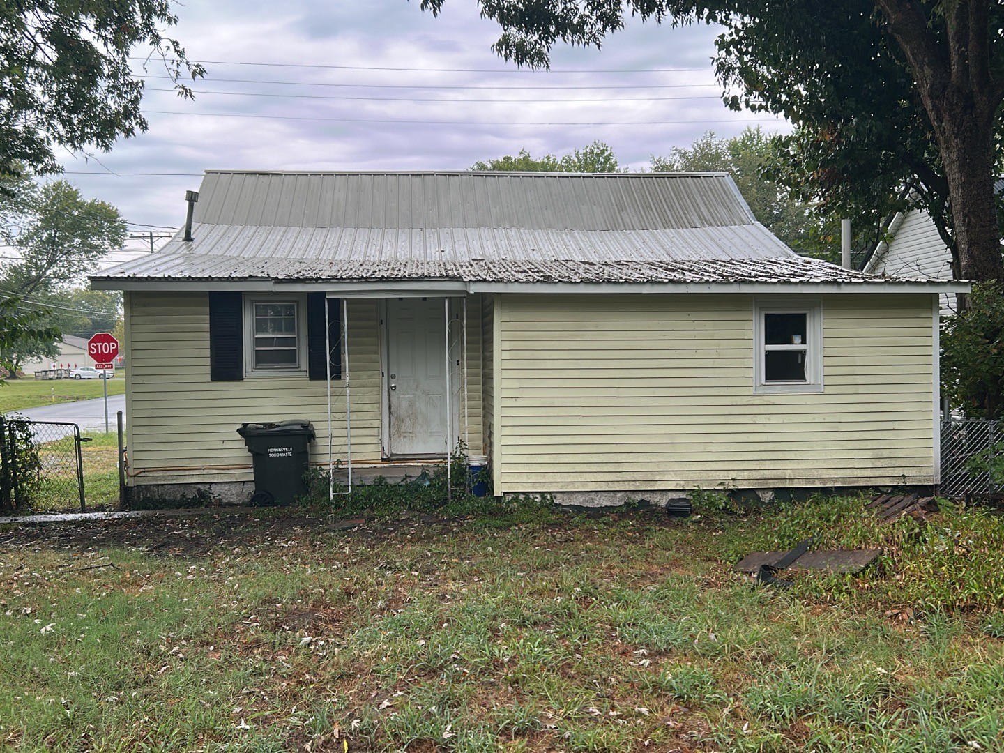 132 S Oneal Ave Property Photo 2