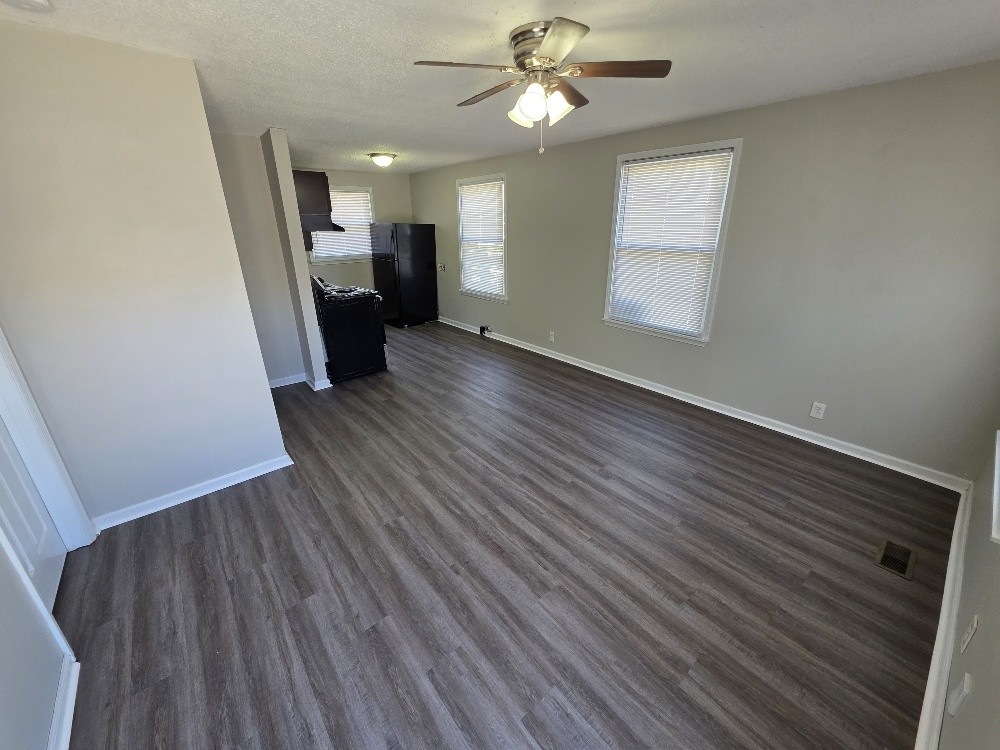 162 Welworth St Property Photo 2