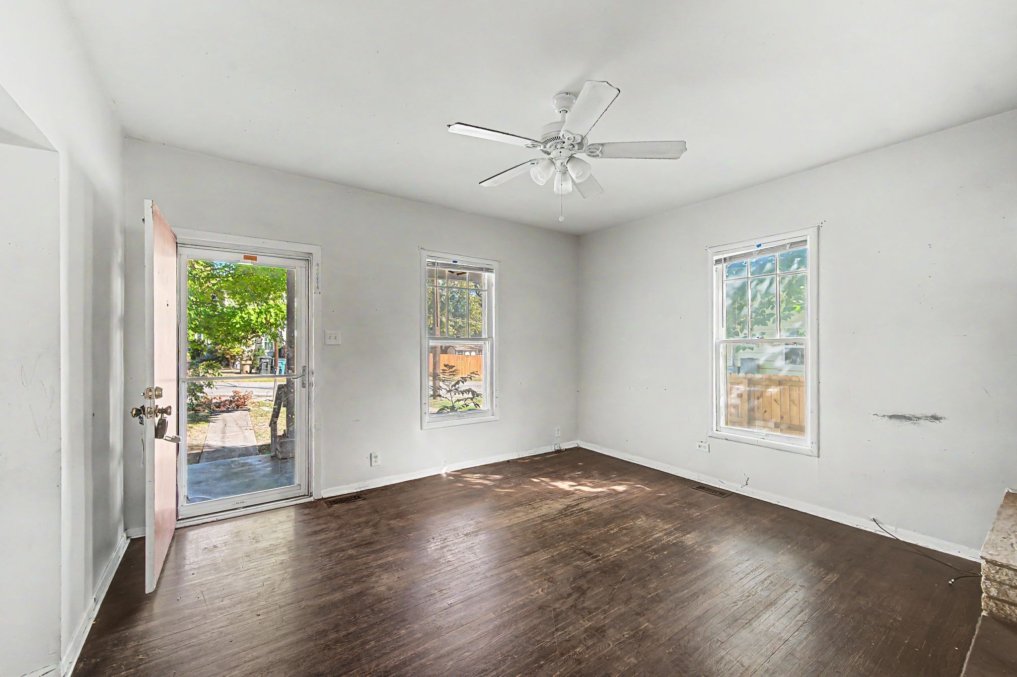 511 Veritas St Property Photo 13