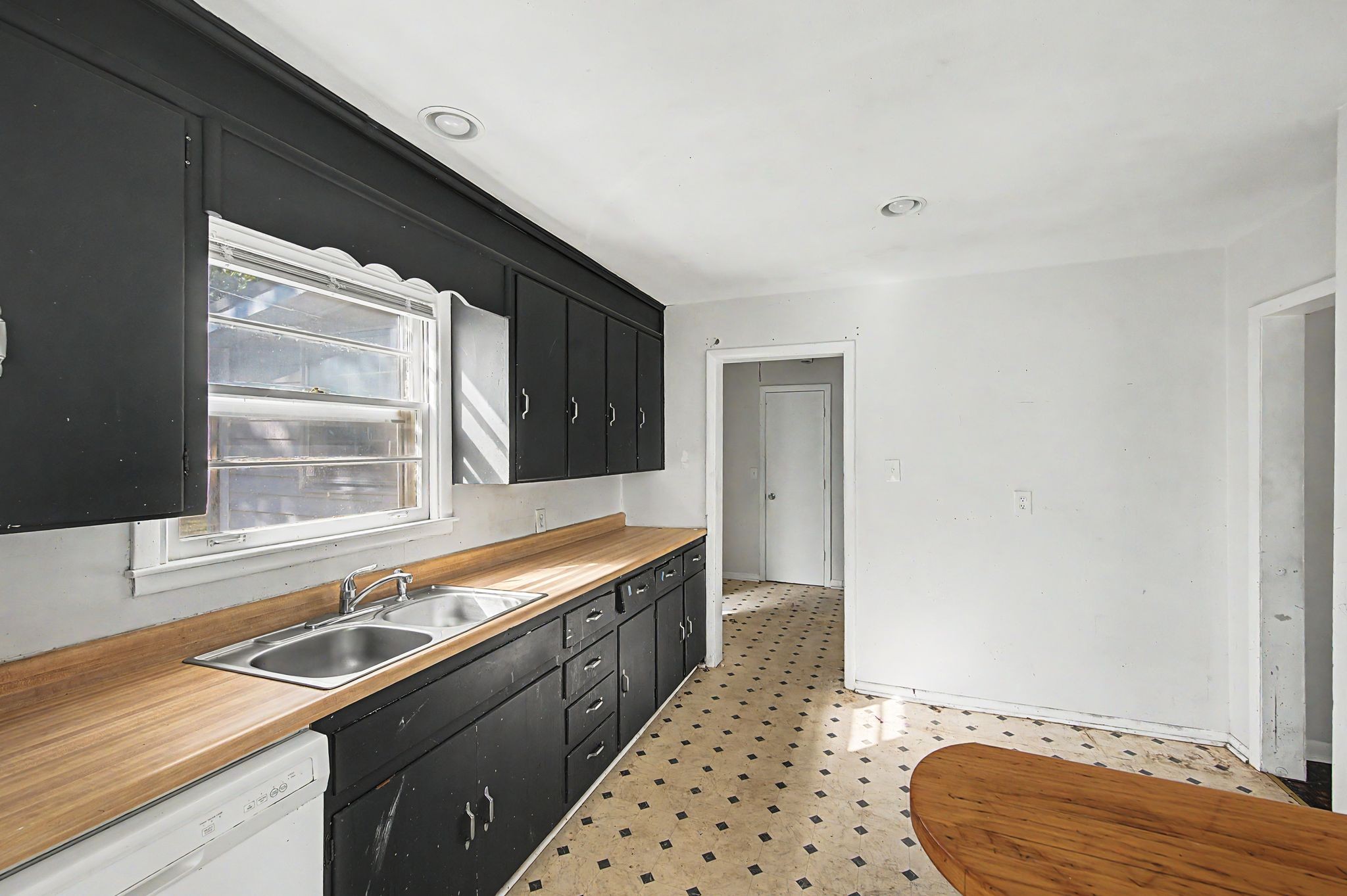 511 Veritas St Property Photo 16