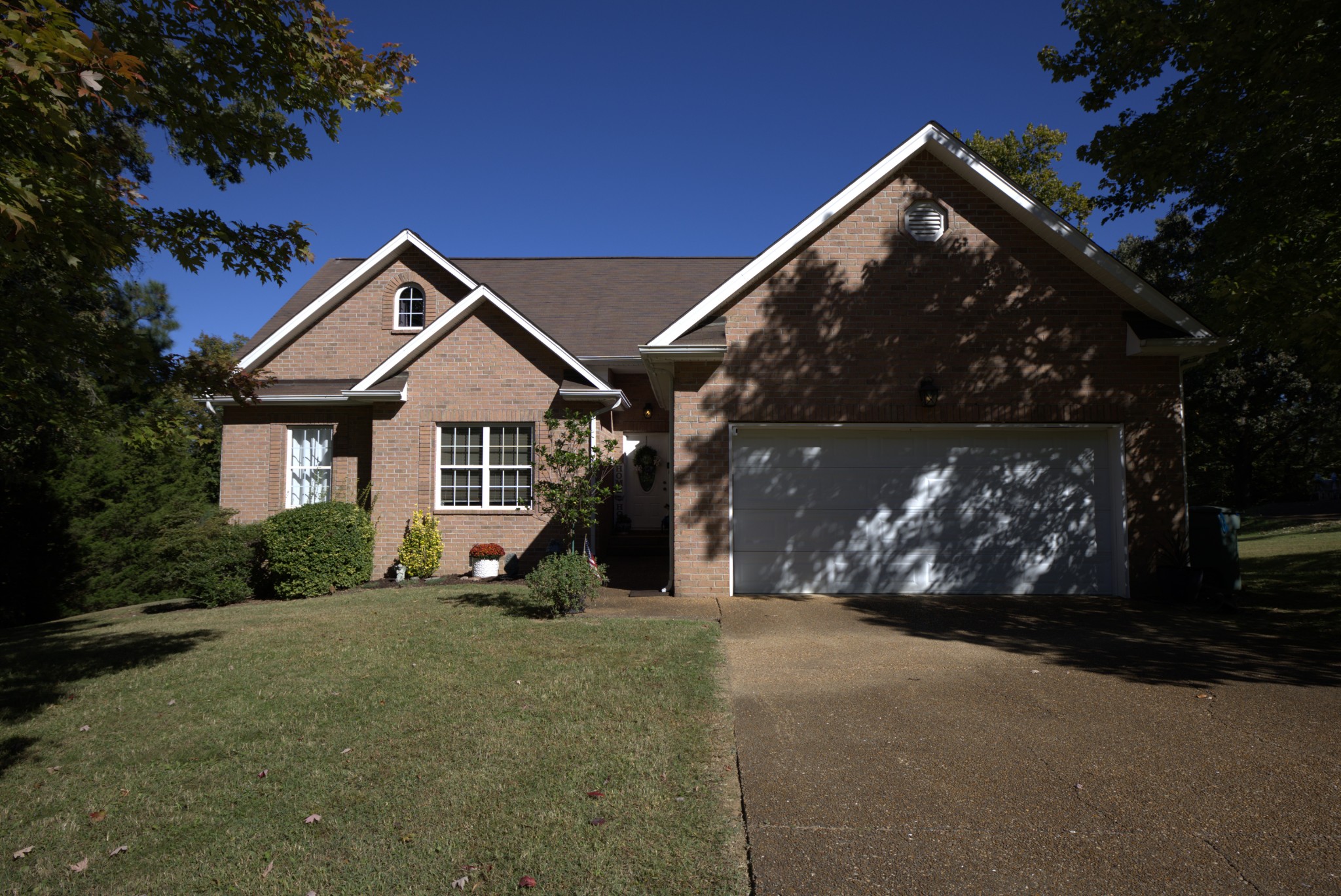 7504 Cherokee Hills Rd Property Photo 1