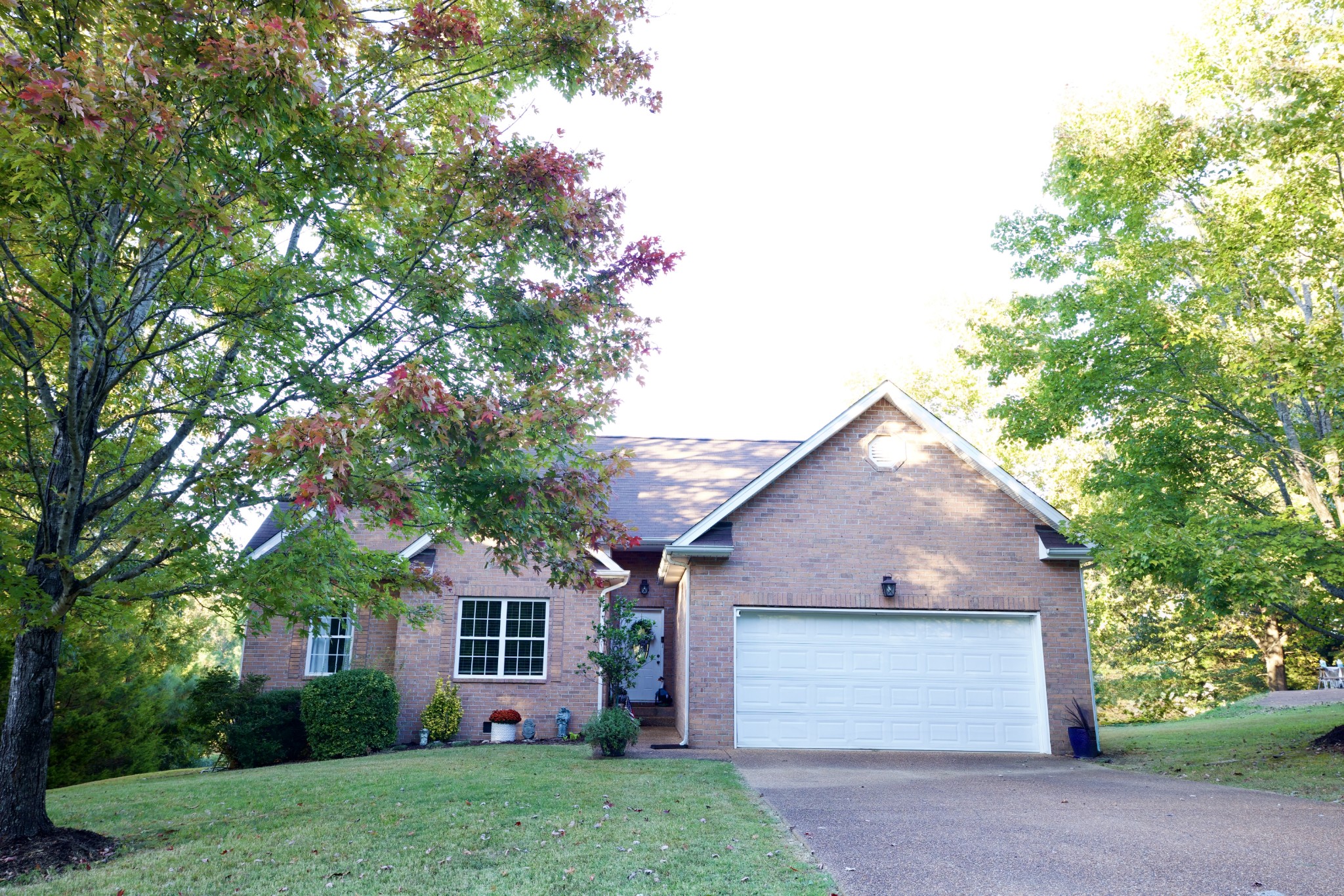 7504 Cherokee Hills Rd Property Photo 1