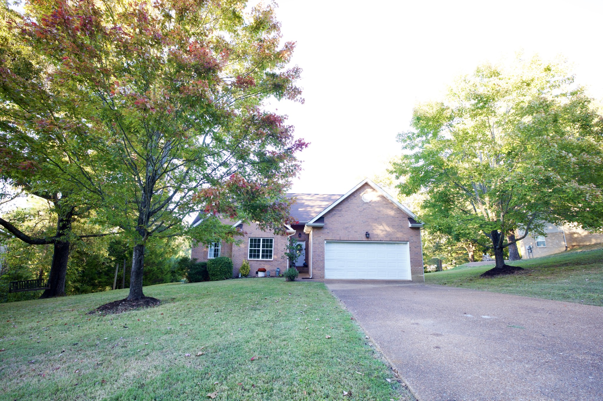 7504 Cherokee Hills Rd Property Photo 2