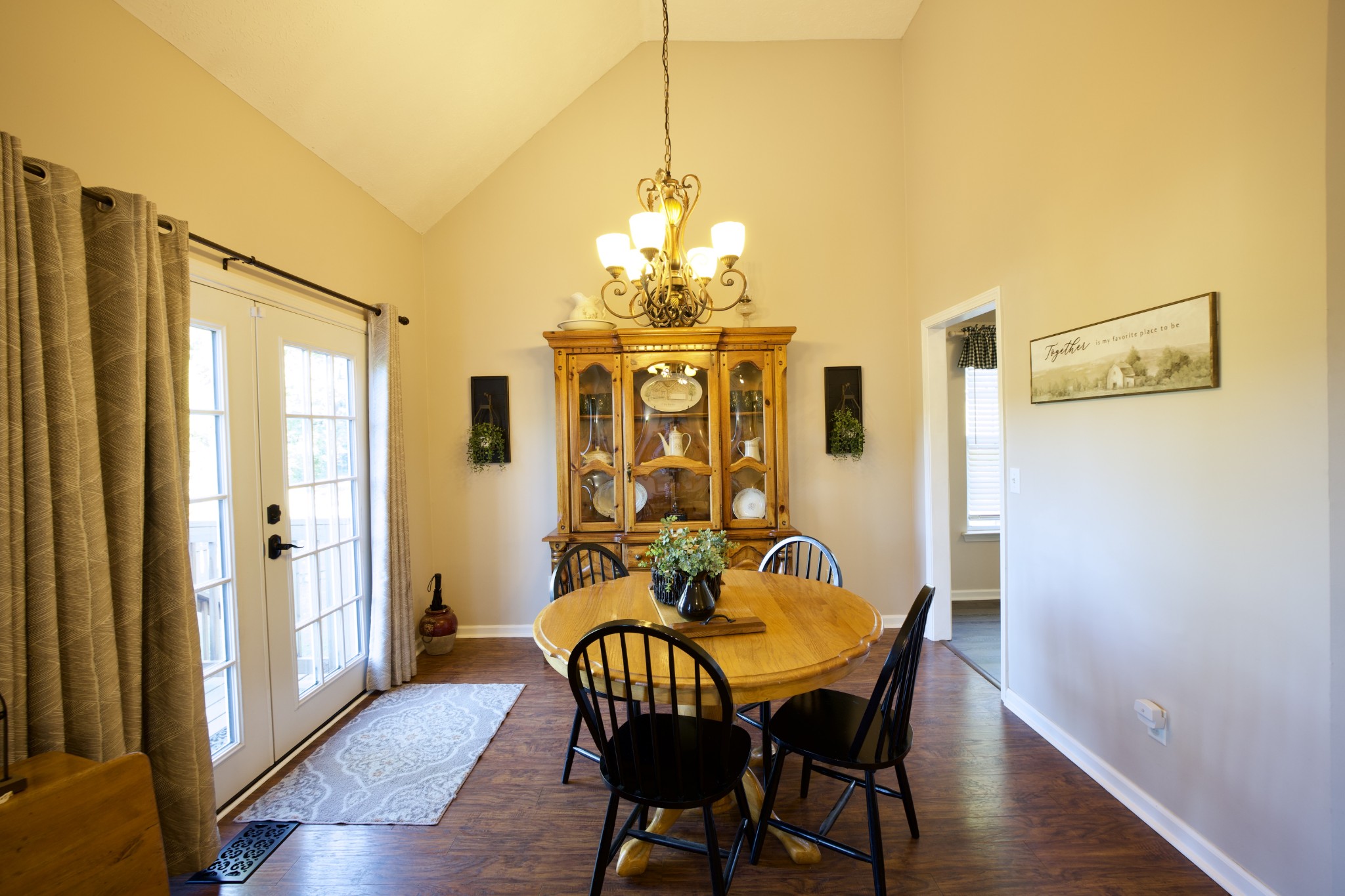 7504 Cherokee Hills Rd Property Photo 12