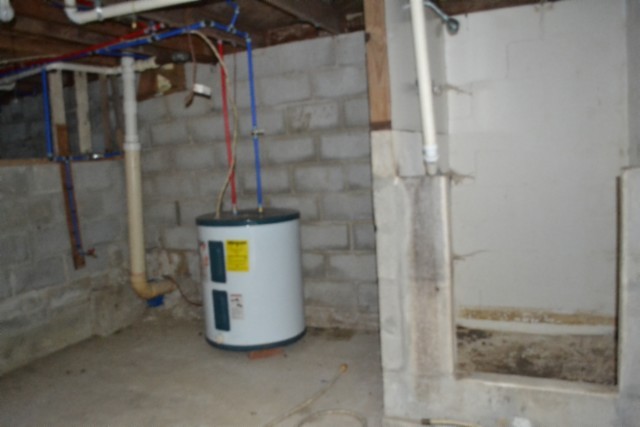 128 Cummins Ct Property Photo 9