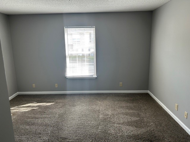 2327 Raleigh Ct Property Photo 8