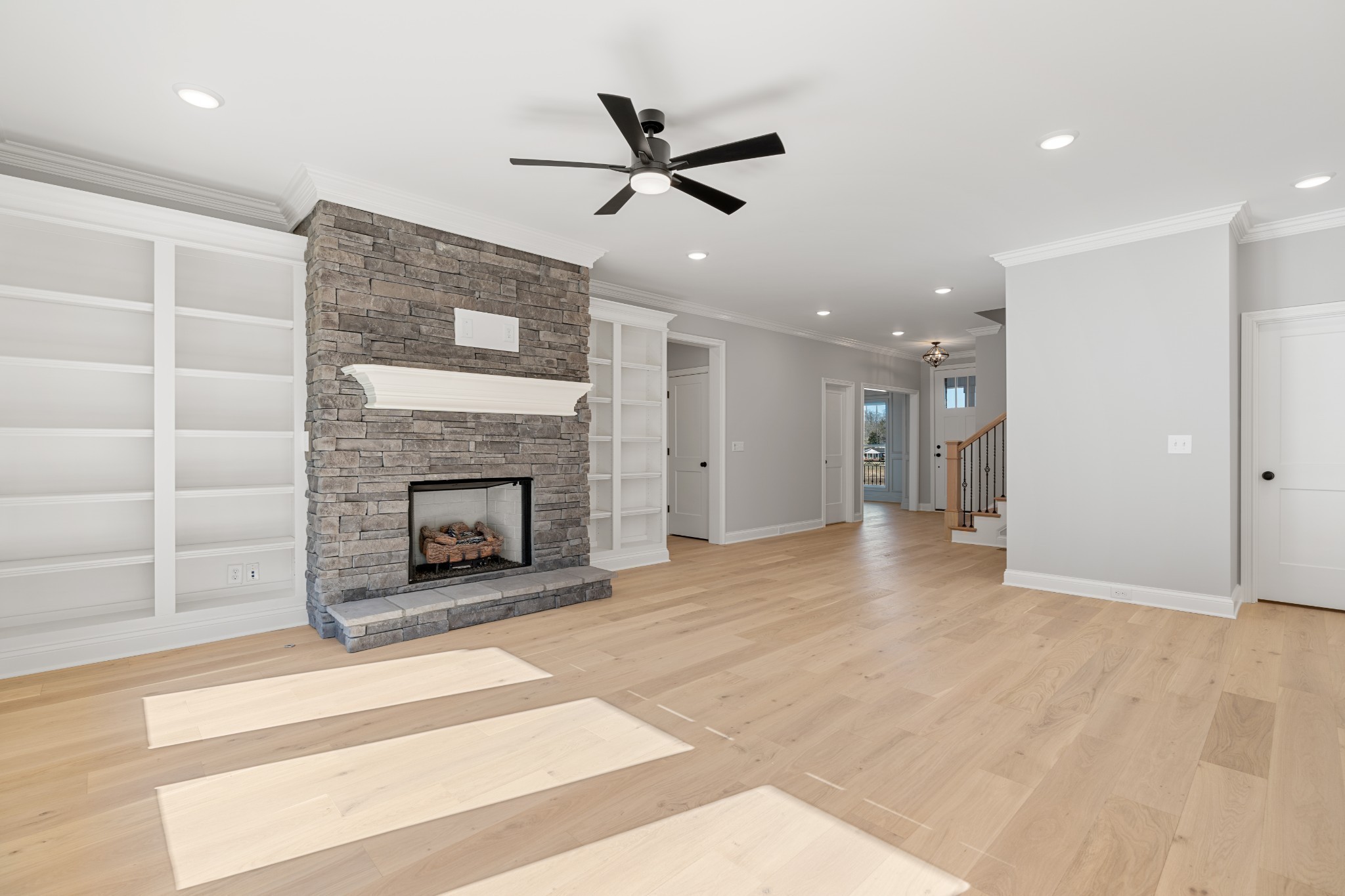 2020 Wt Chandler Blvd Property Photo 7