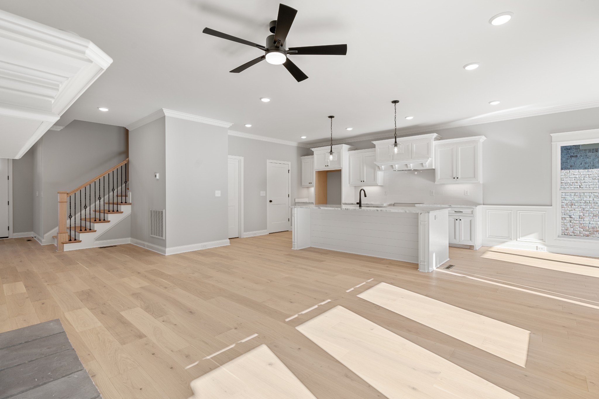 2020 Wt Chandler Blvd Property Photo 8